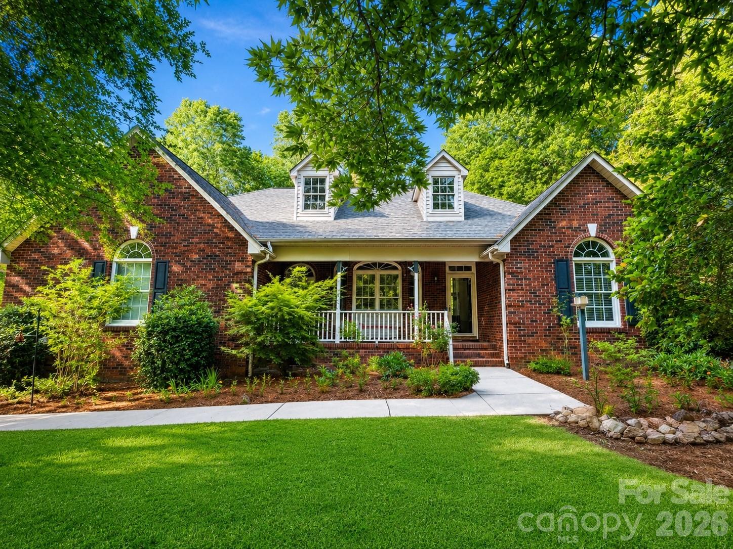 5406 Club View Drive