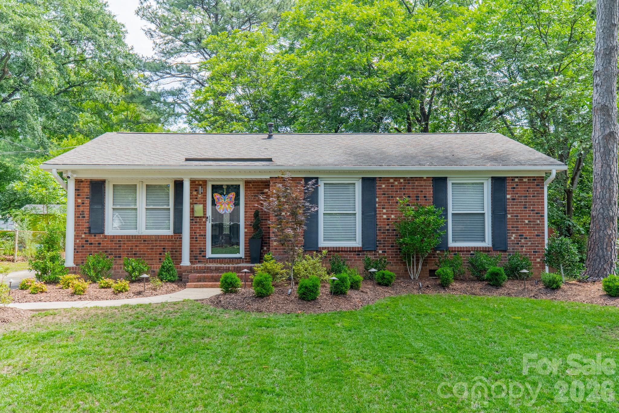 3723 Litchfield Road