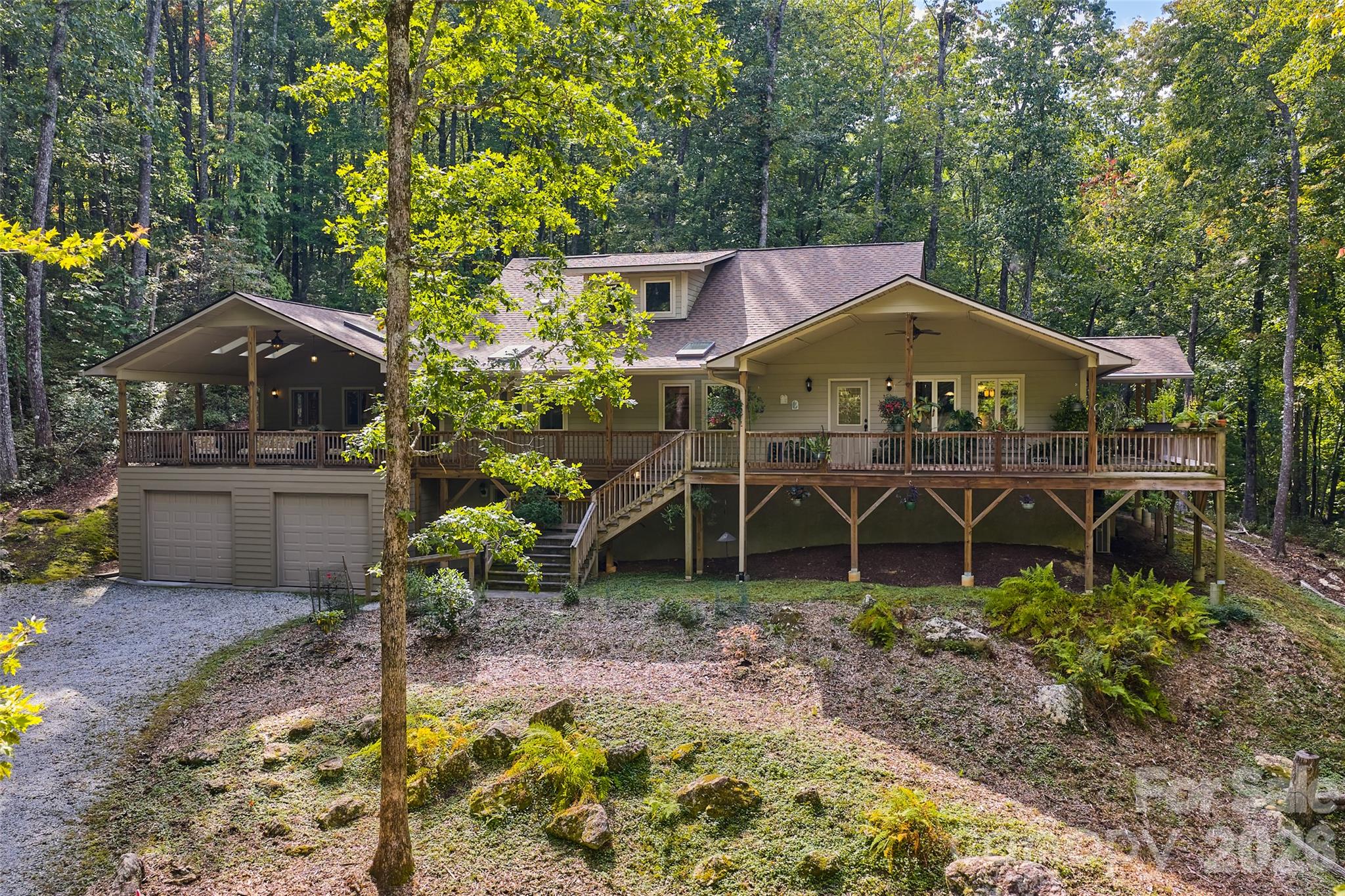 121 Red Oak Lane