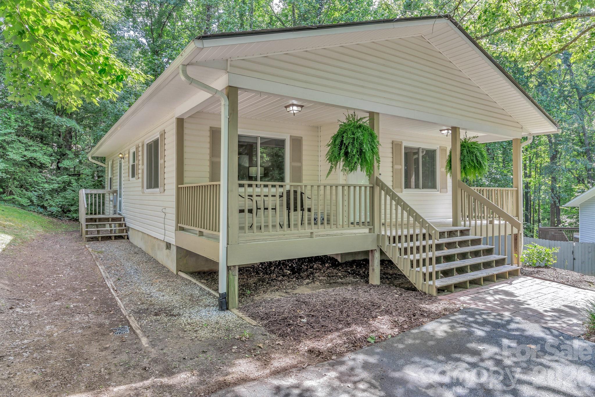 18 Mctindal Circle, Asheville