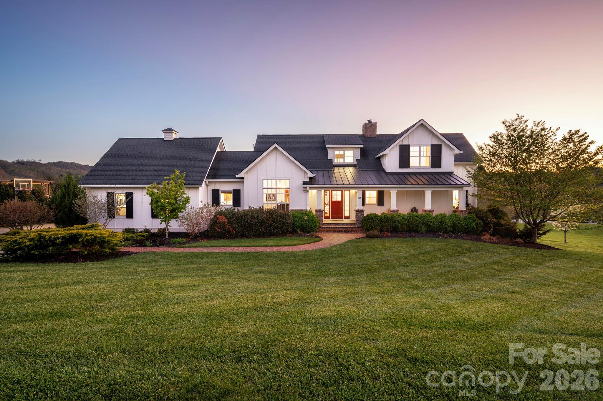 30 Water Hill Way