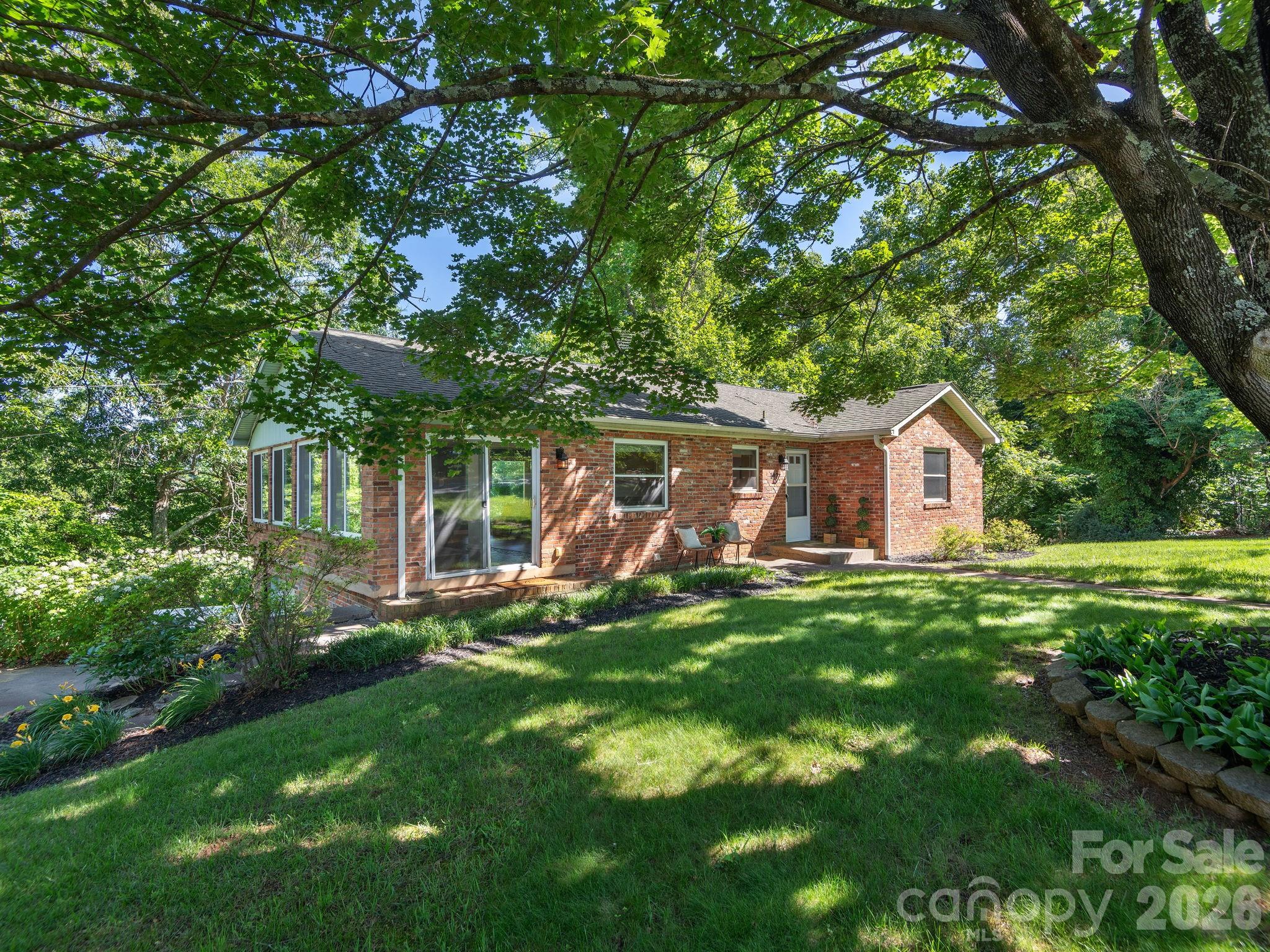 147 Oakview Road