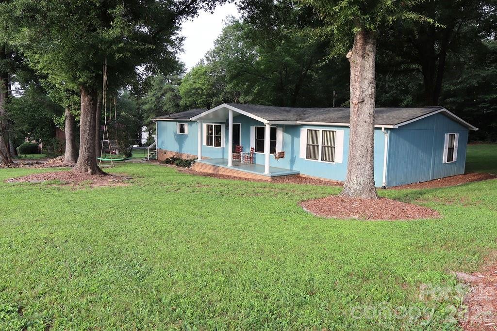 2095 Goodman Lake Road, Morganton