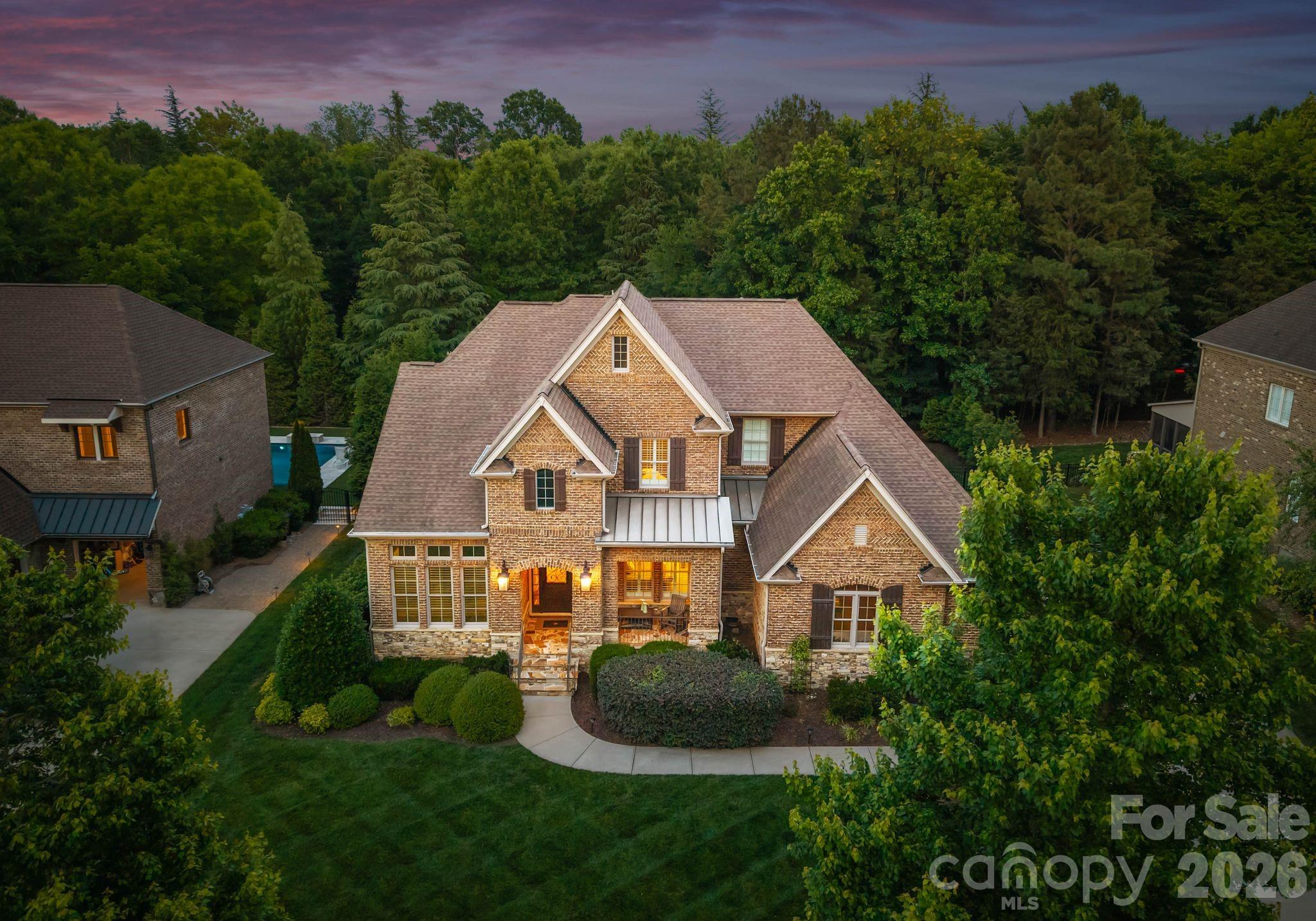 221 Glenmoor Drive