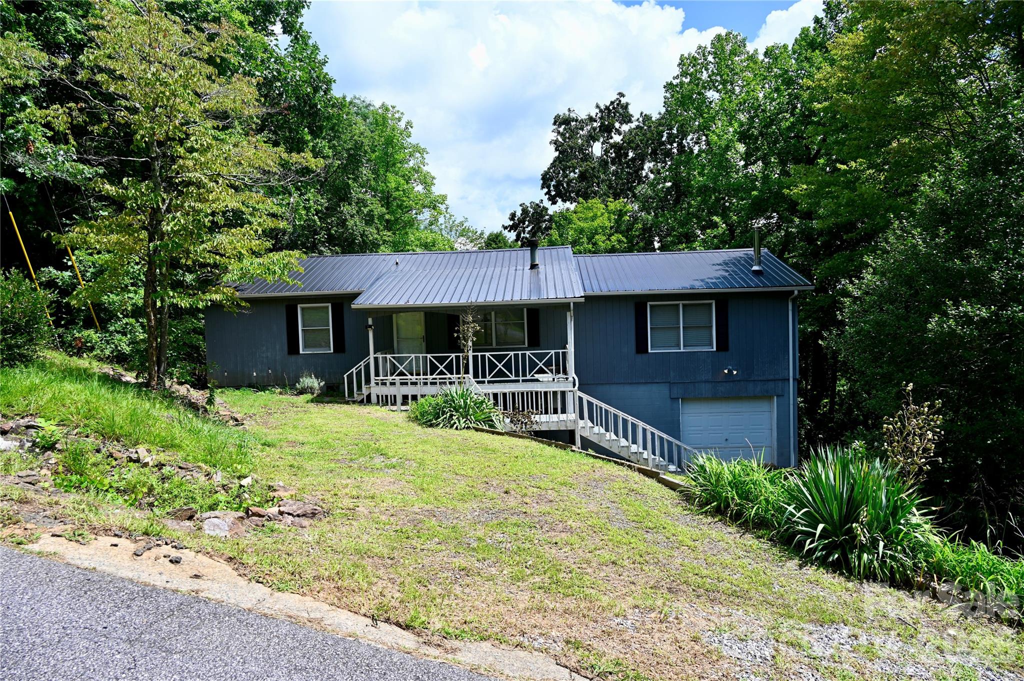 3166 Holly Road