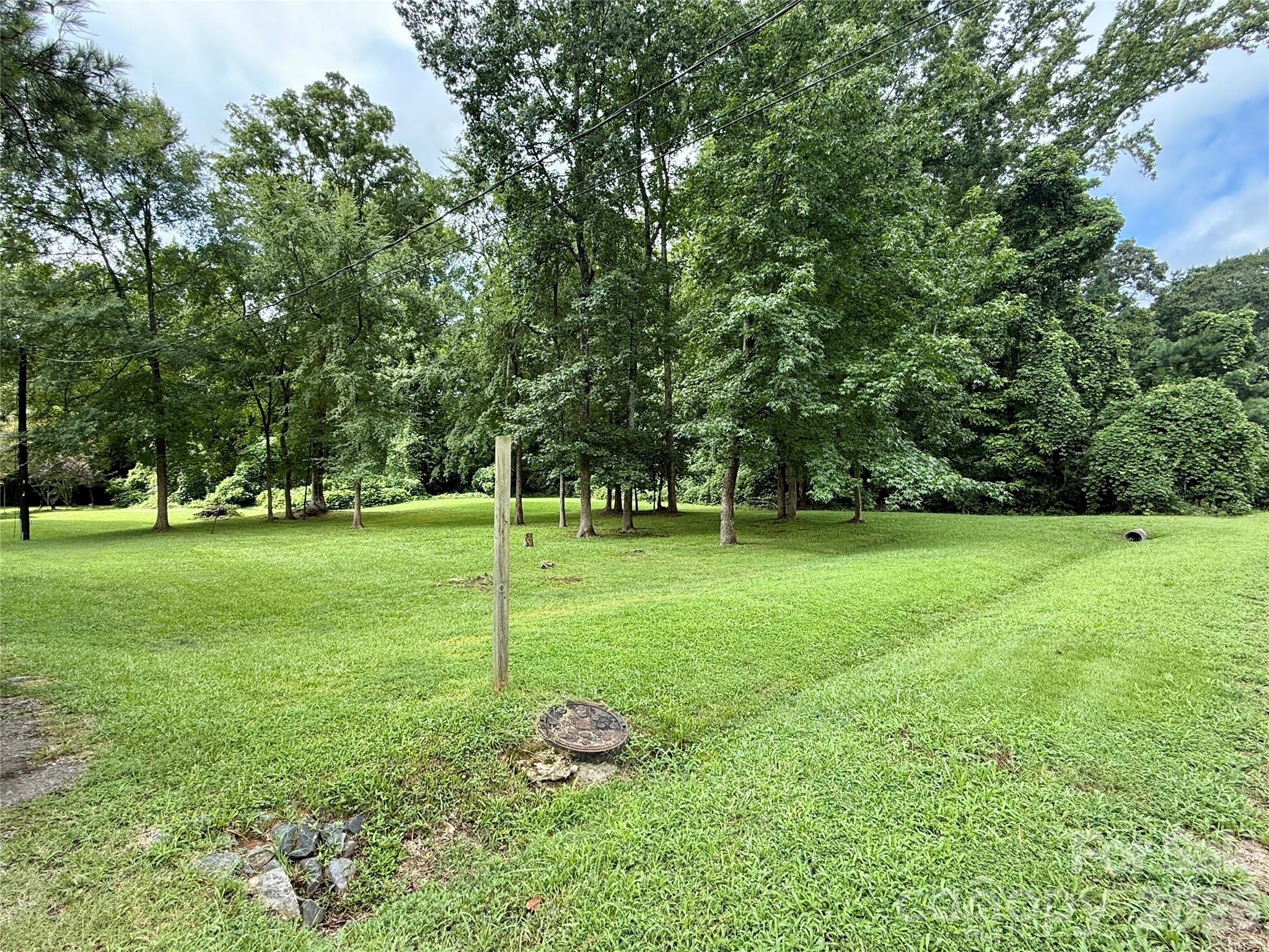 8000 Hedrick Circle, Huntersville
