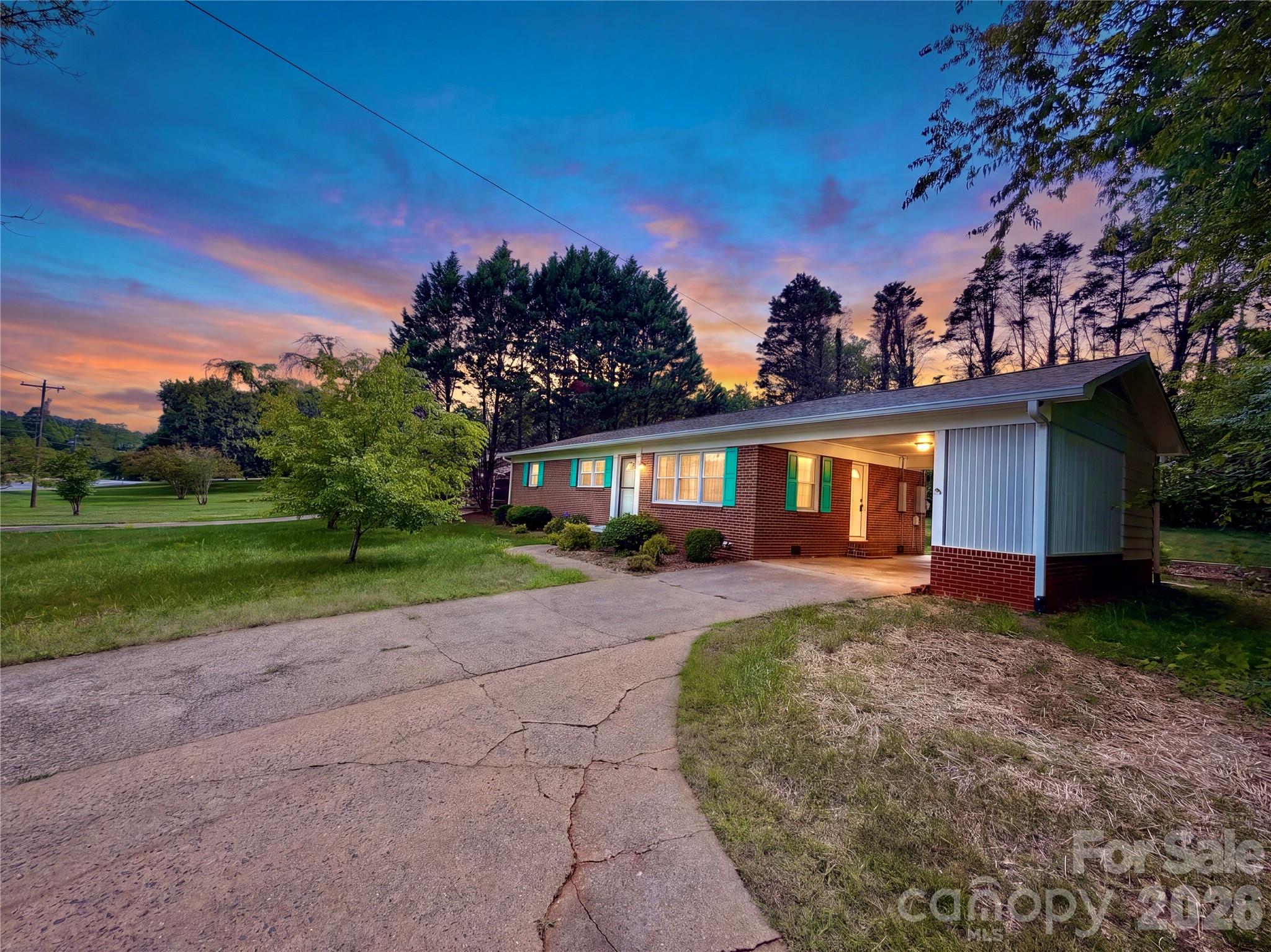 425 Bost Road, Morganton