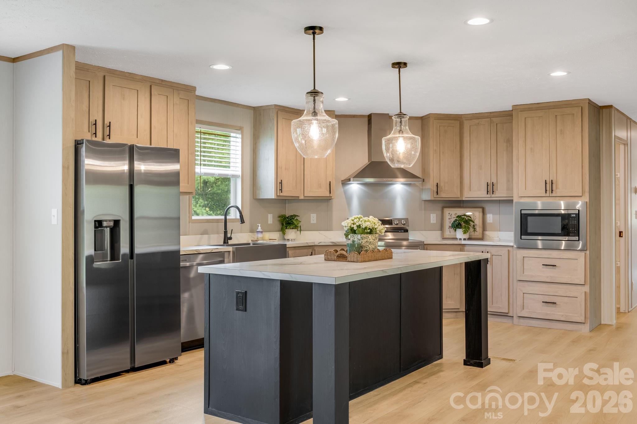817 Jupiter Road, Weaverville