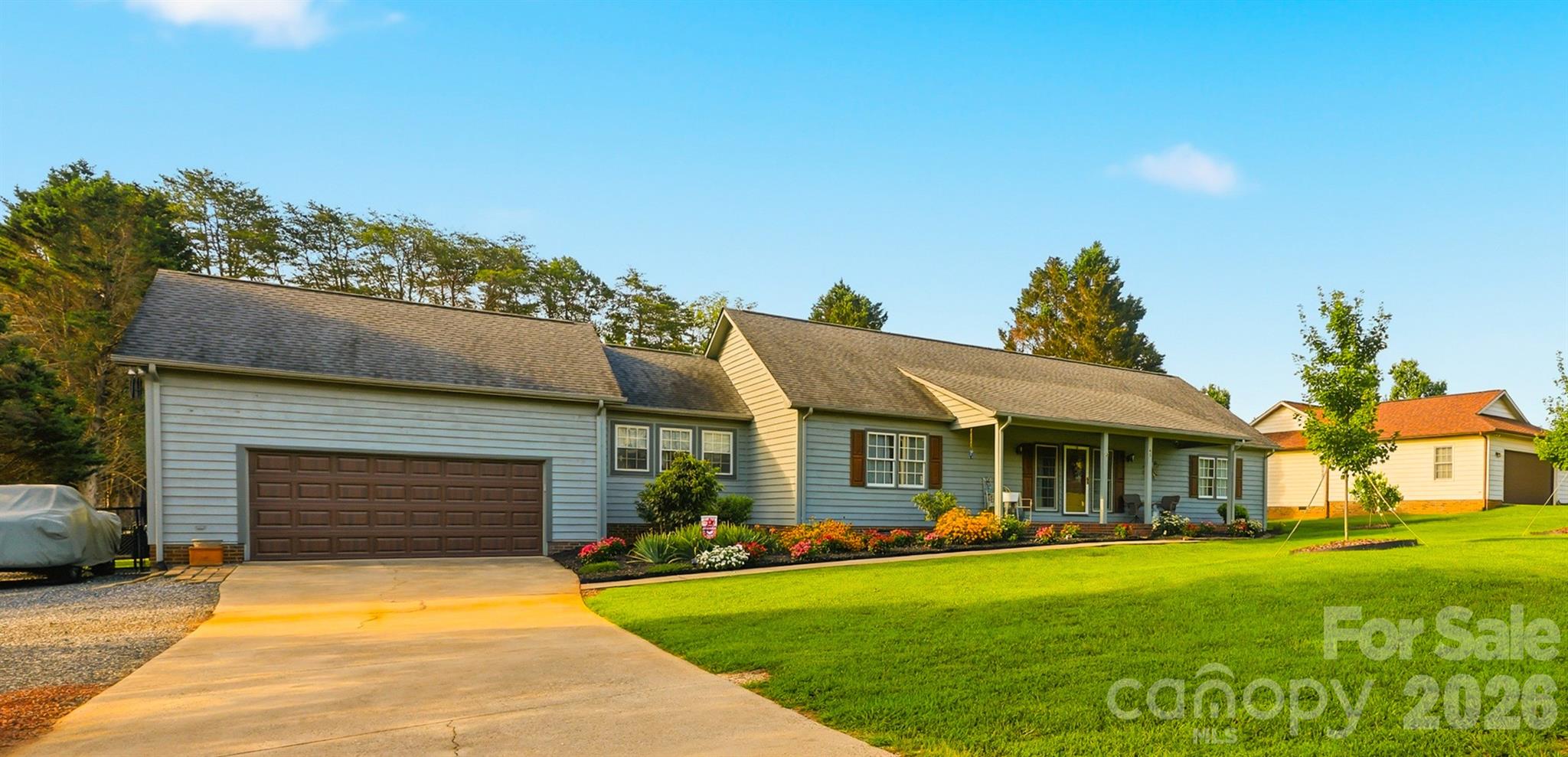 40 Candlewick Cove Drive, Taylorsville