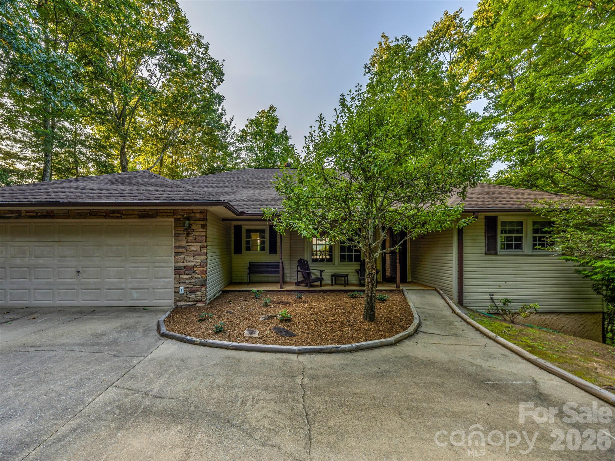 20 Adohi Court, Brevard