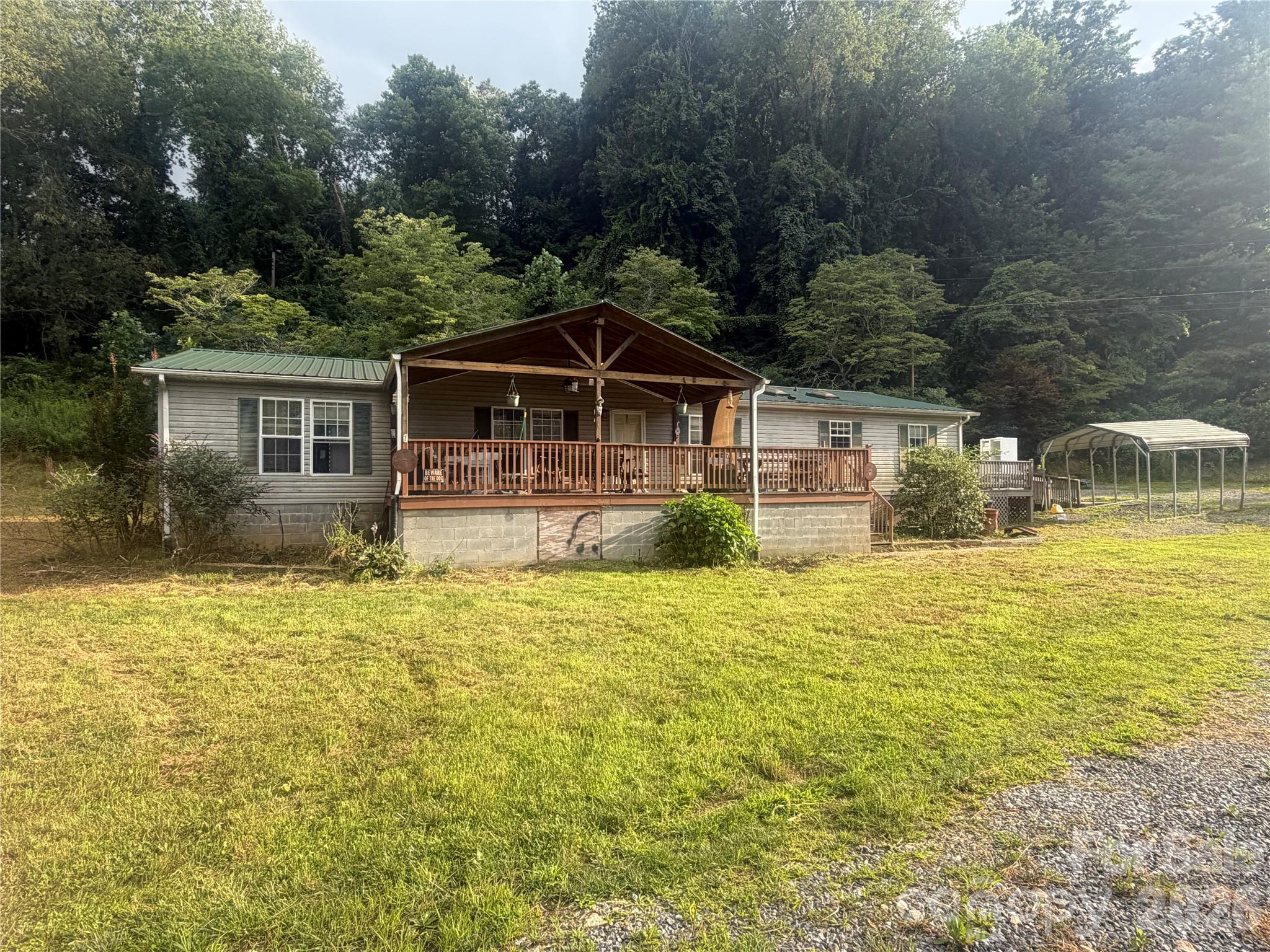 828 Henson Cove Road