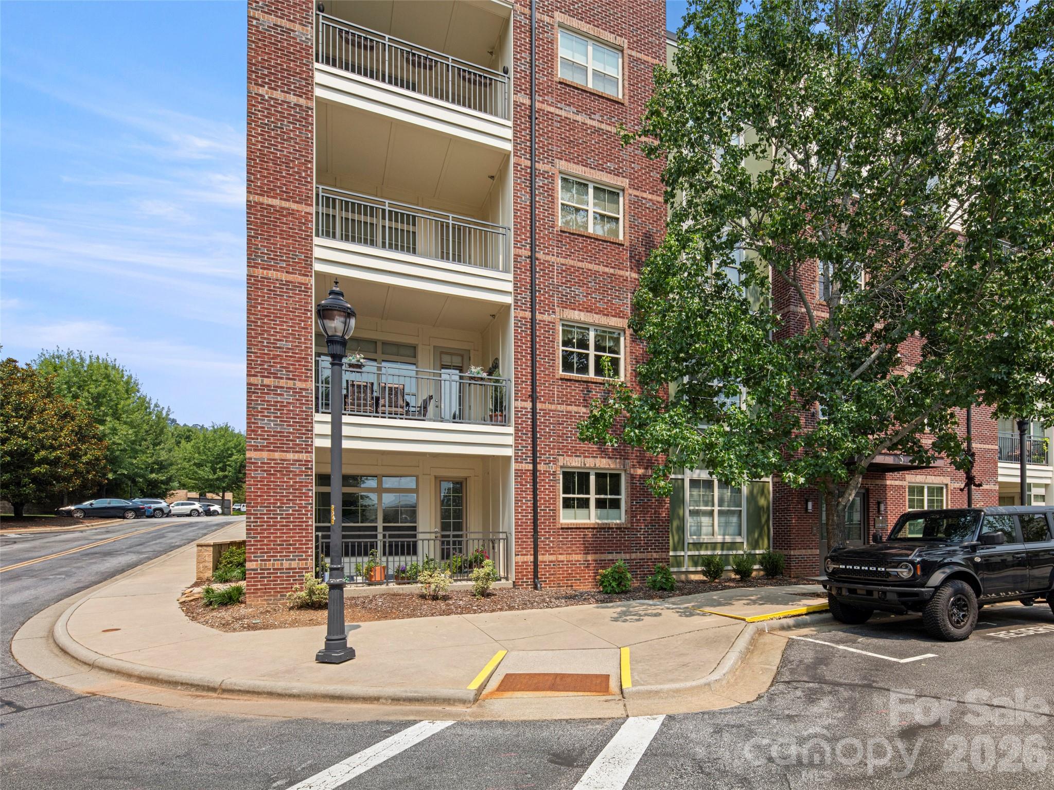 5 Farleigh Street, Asheville