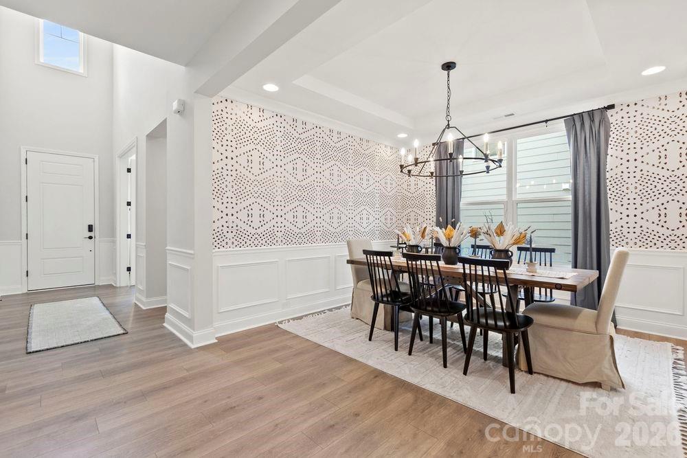 1706 Hubert Graham Way