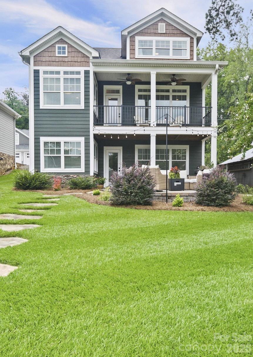 698 Lake Head Road