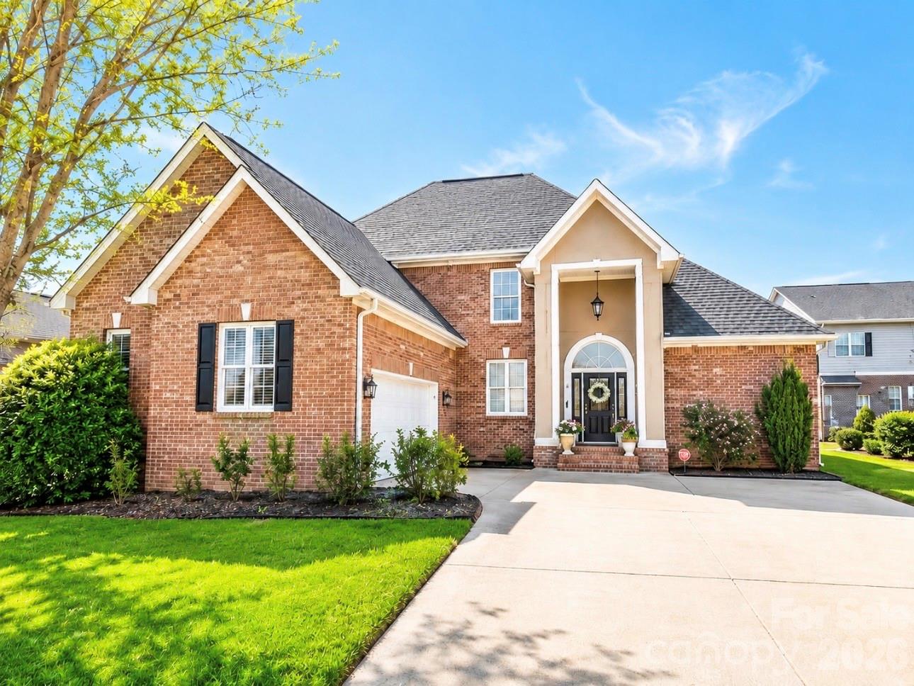 1710 30th Avenue Drive, Hickory