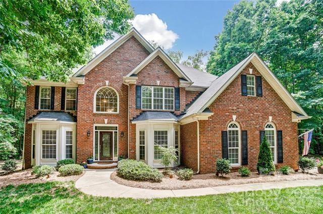 6025 Oakridge Court