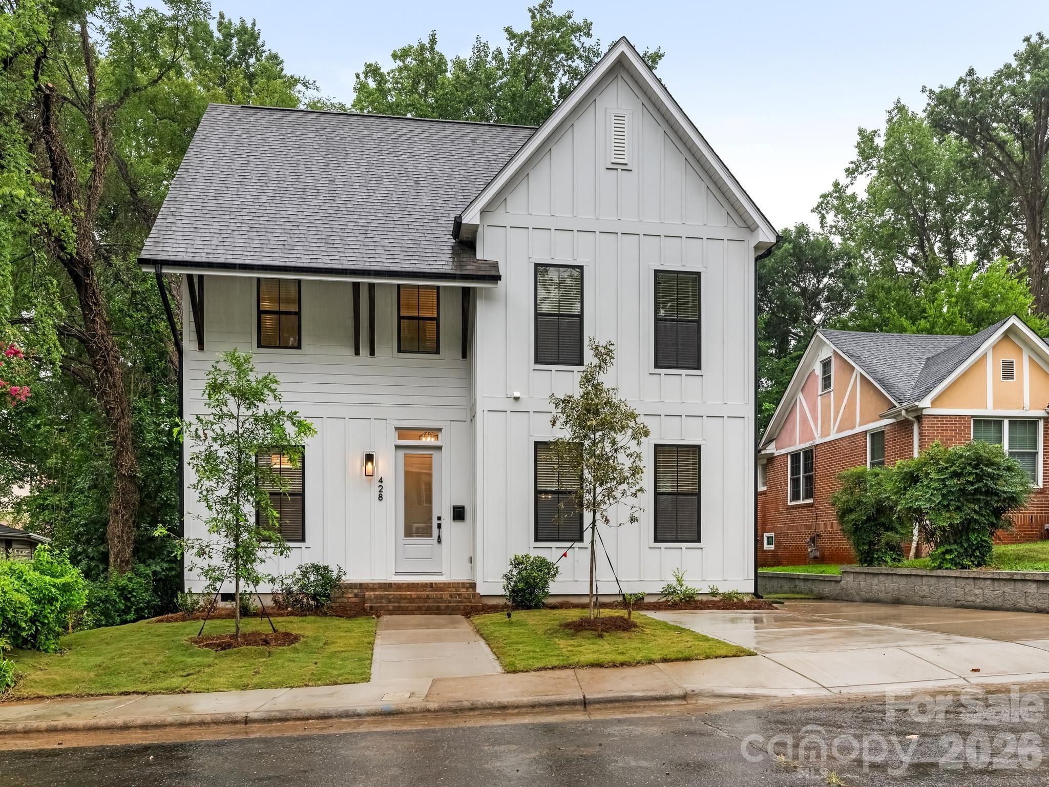 428 Woodvale Place