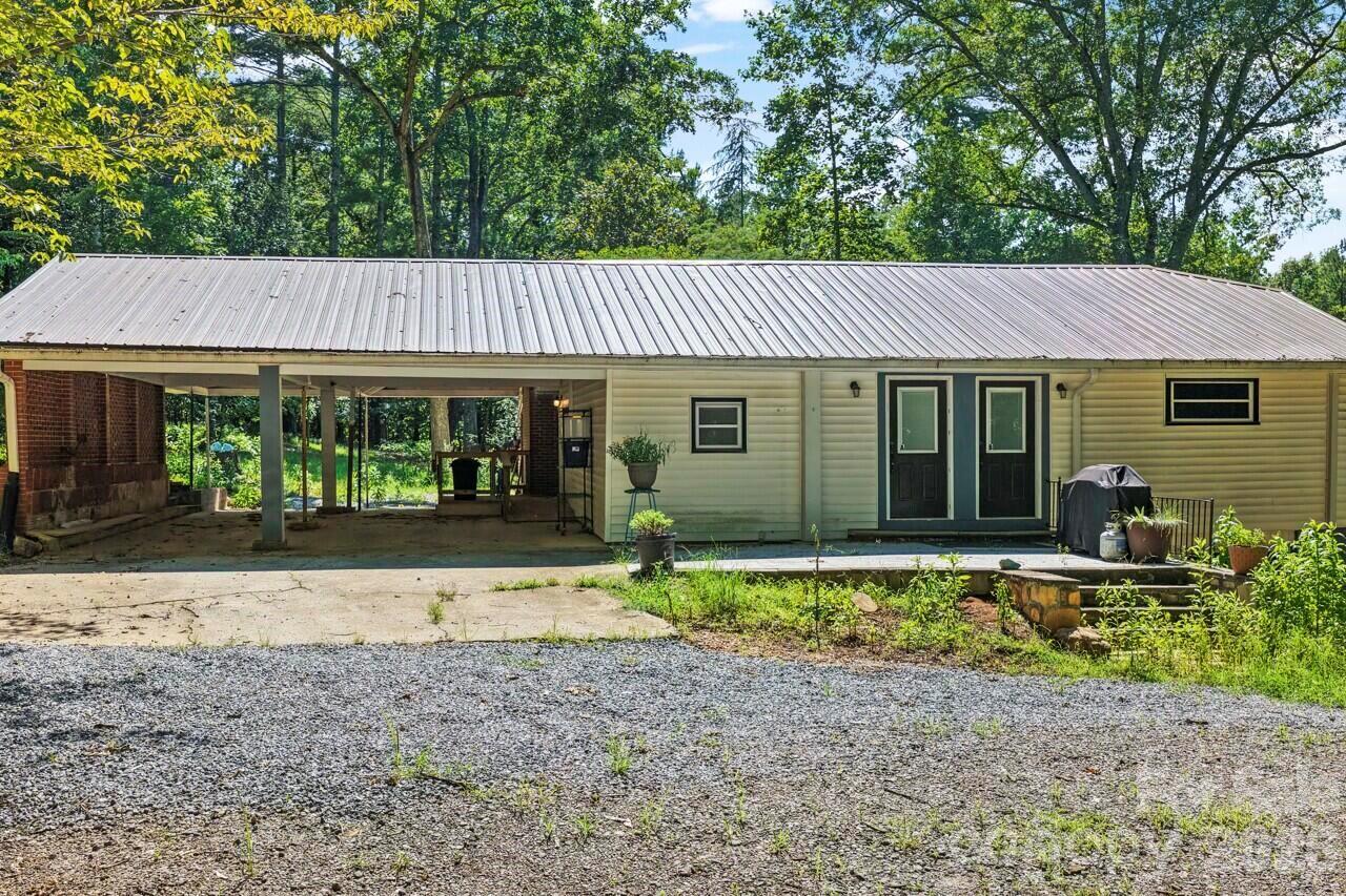 548 Cherry Mountain Street
