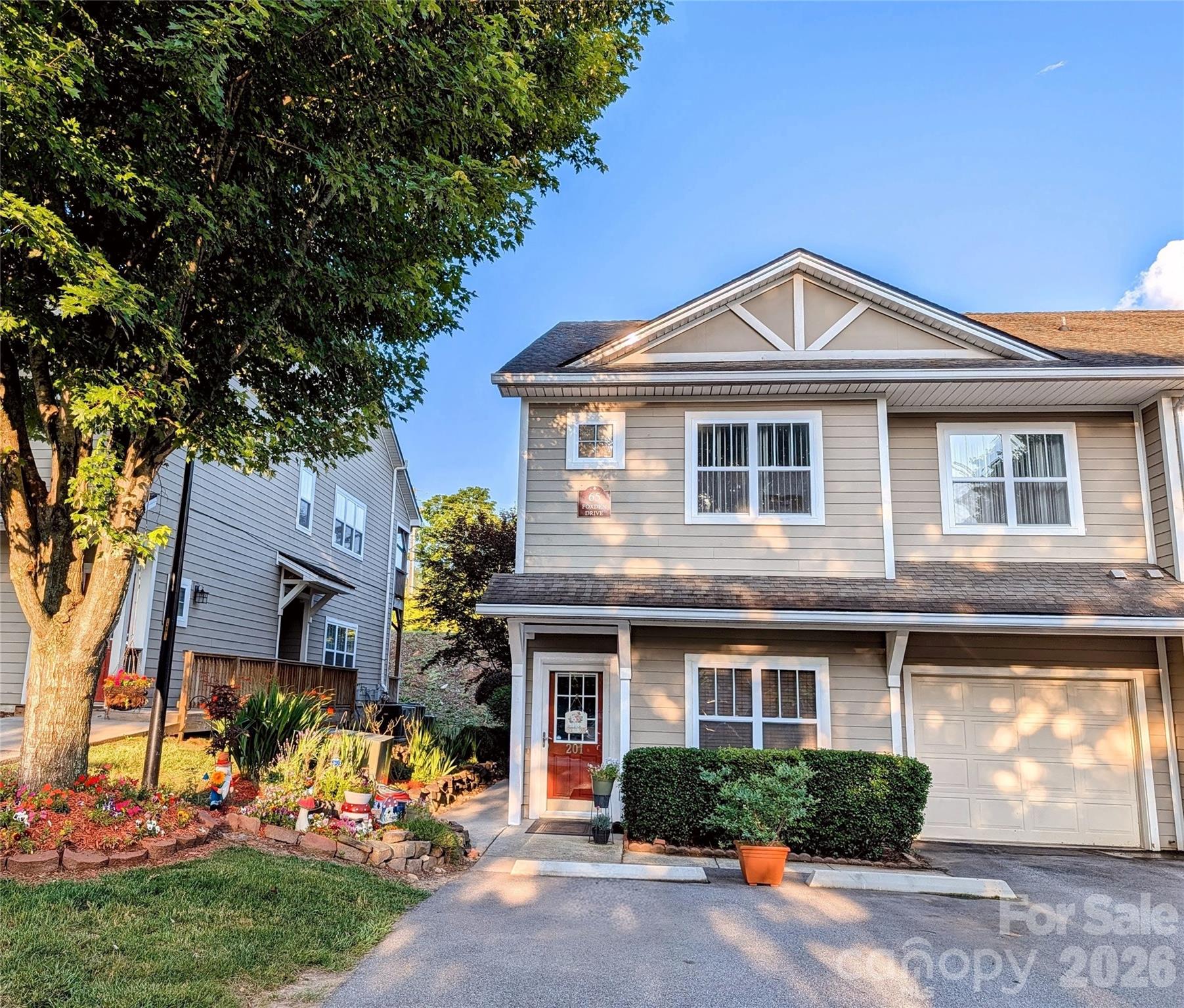 65 Foxden Drive