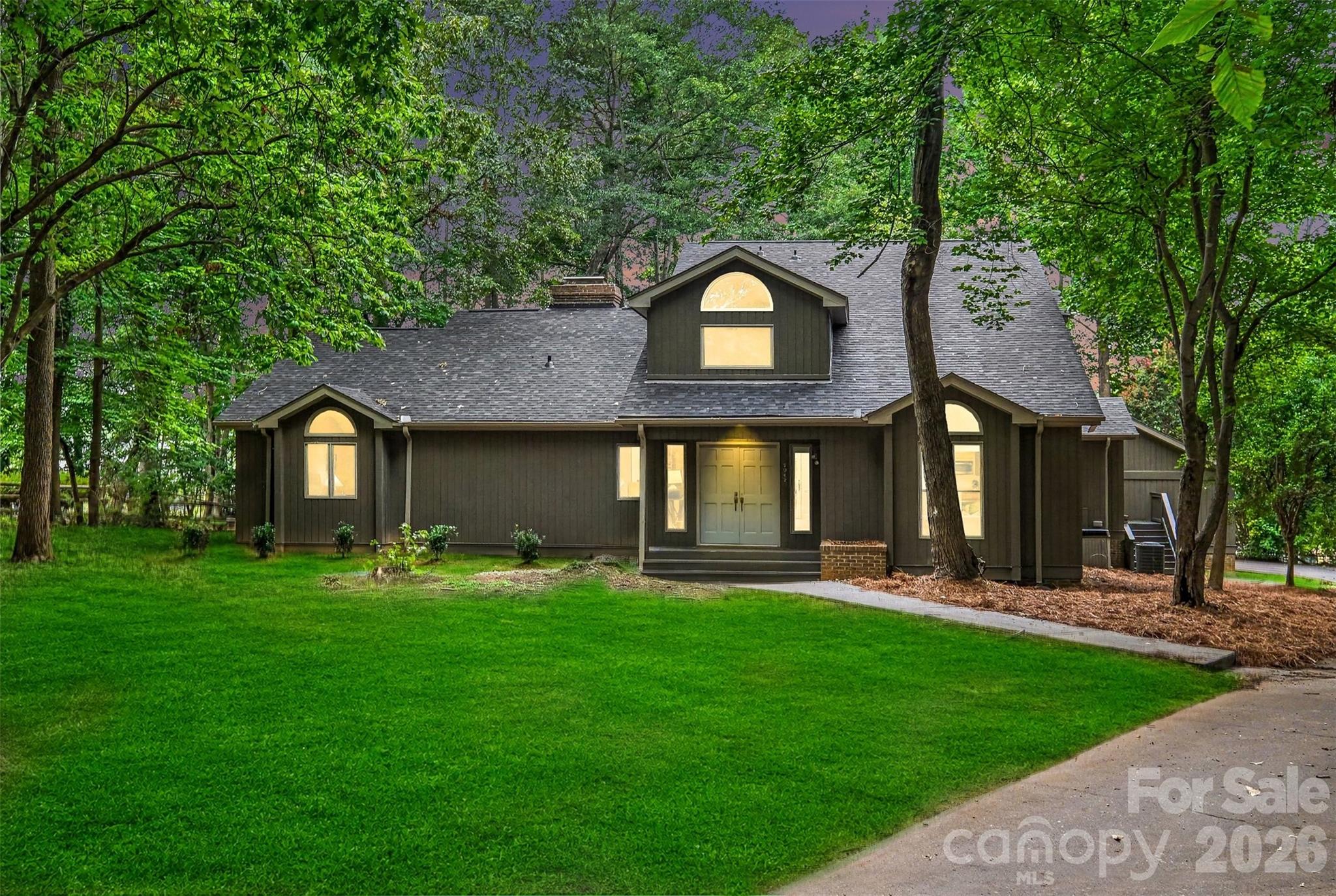 5042 Marci Lane, Belmont