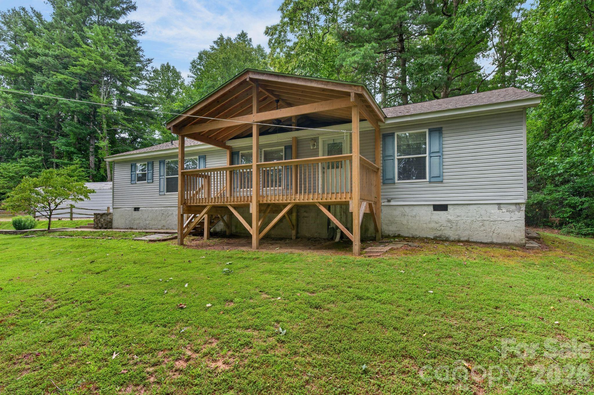146 Banks View Lane
