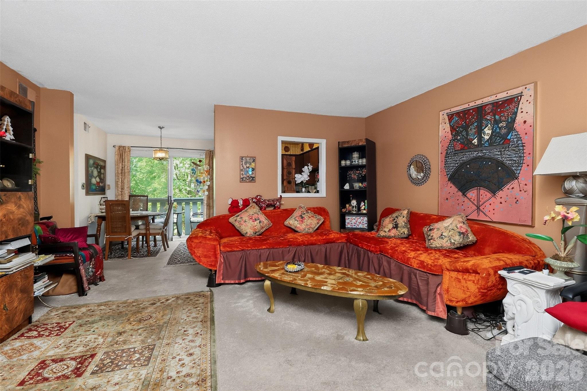 1906 Meadowlark Lane