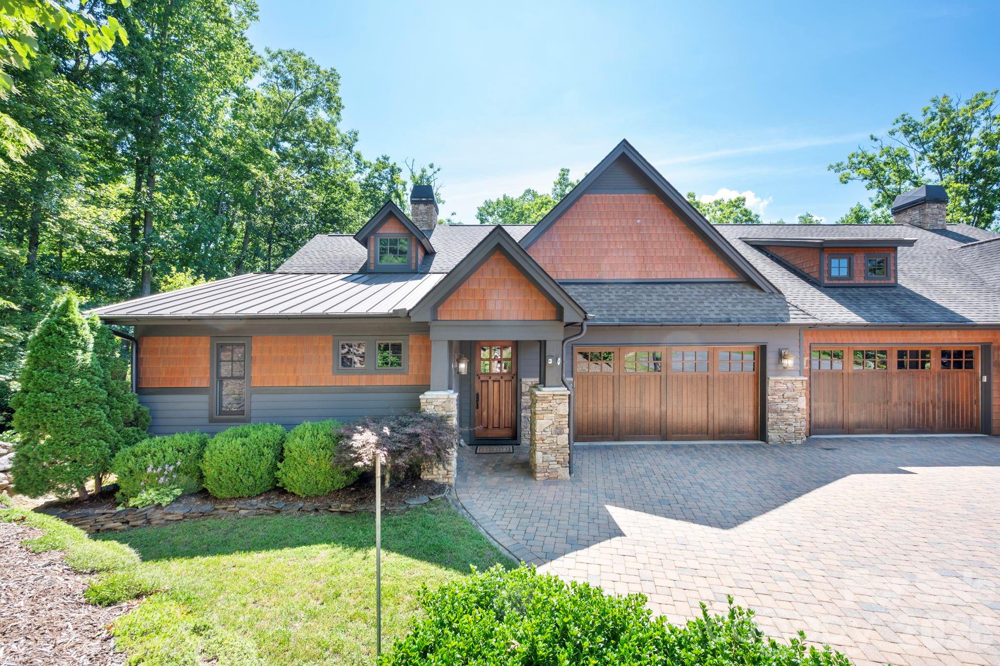 33 Hawks Branch Circle