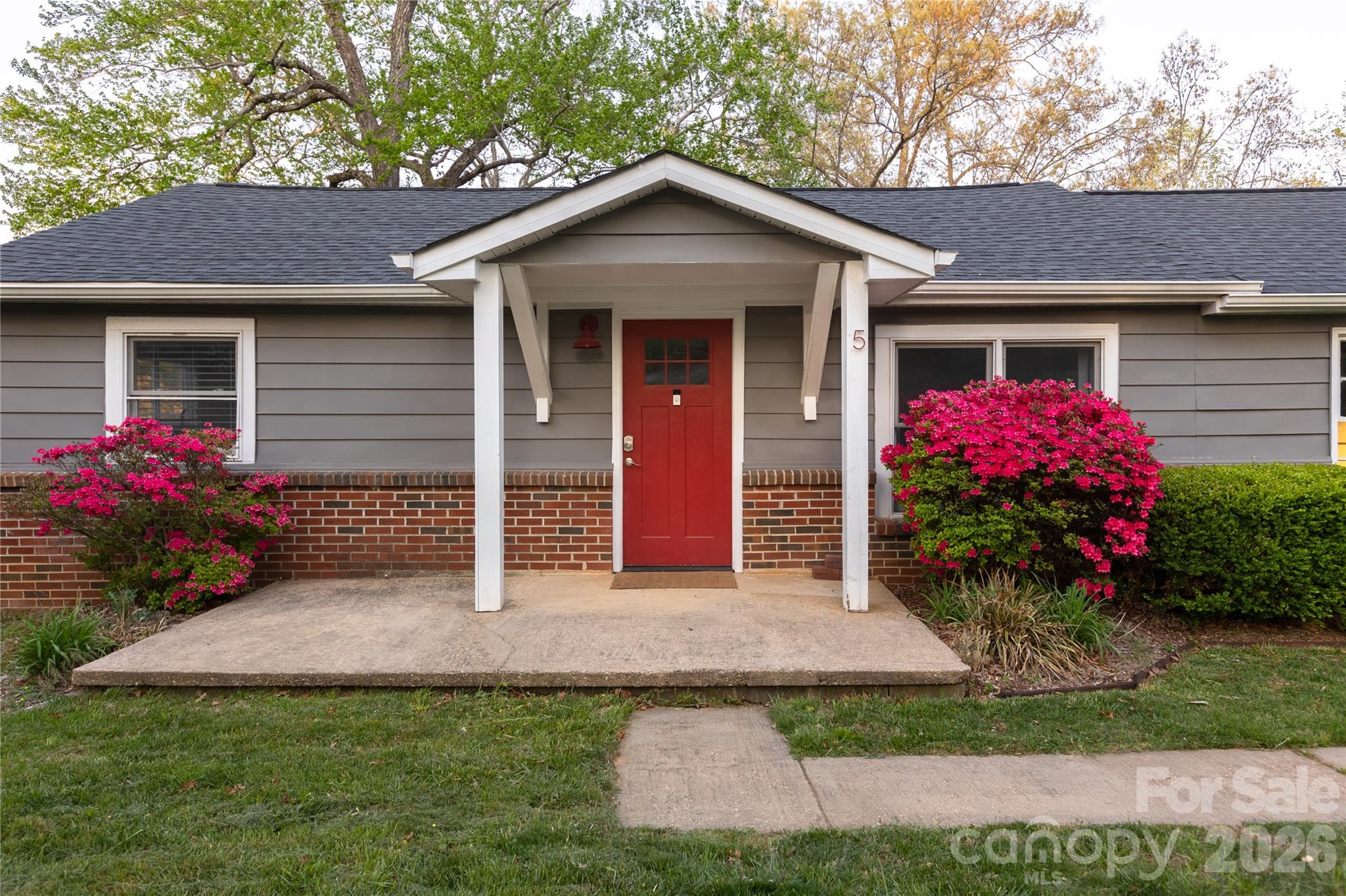 5 Shadowlawn Drive