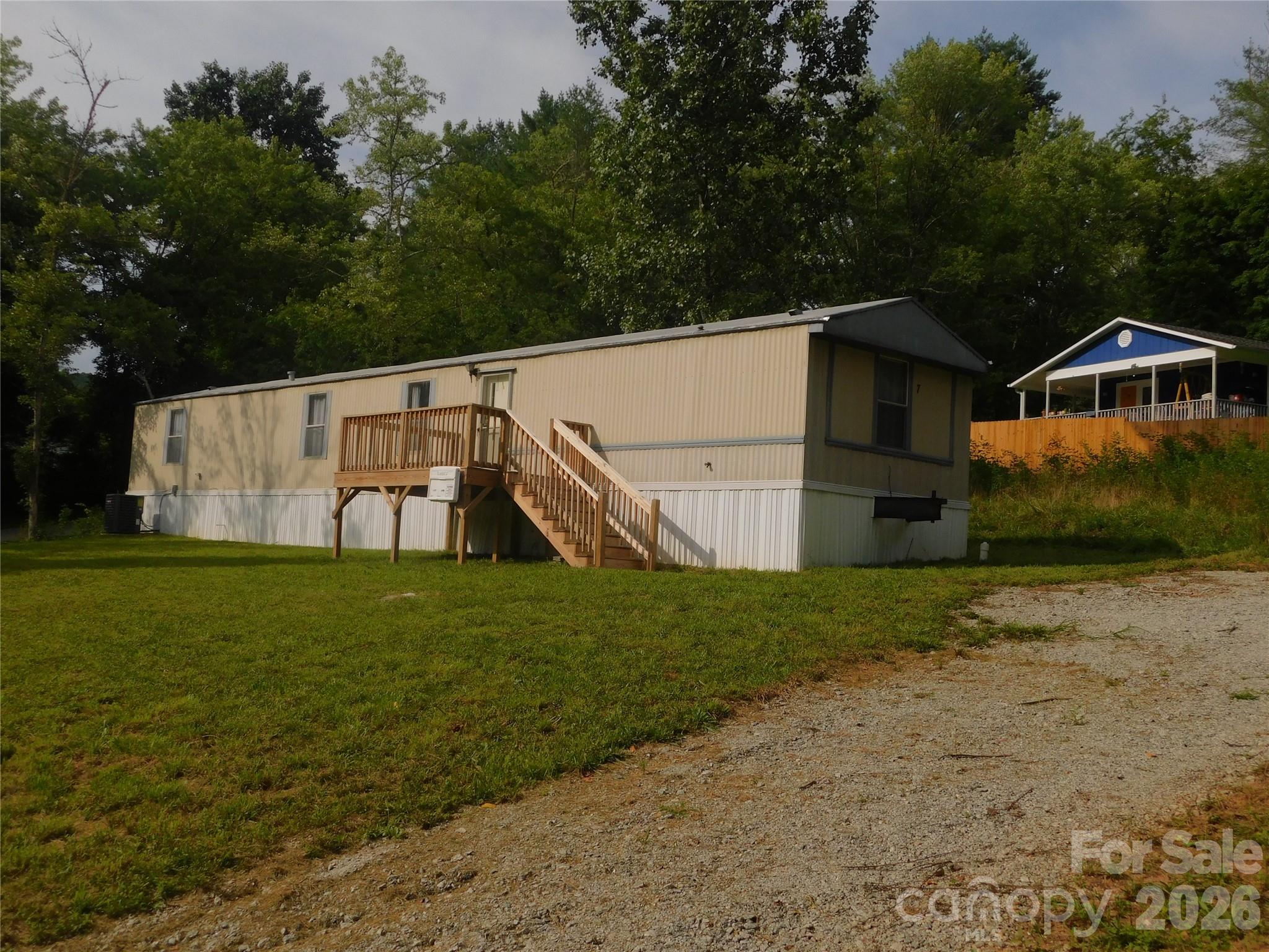 23 Piney Plains Drive, Hendersonville