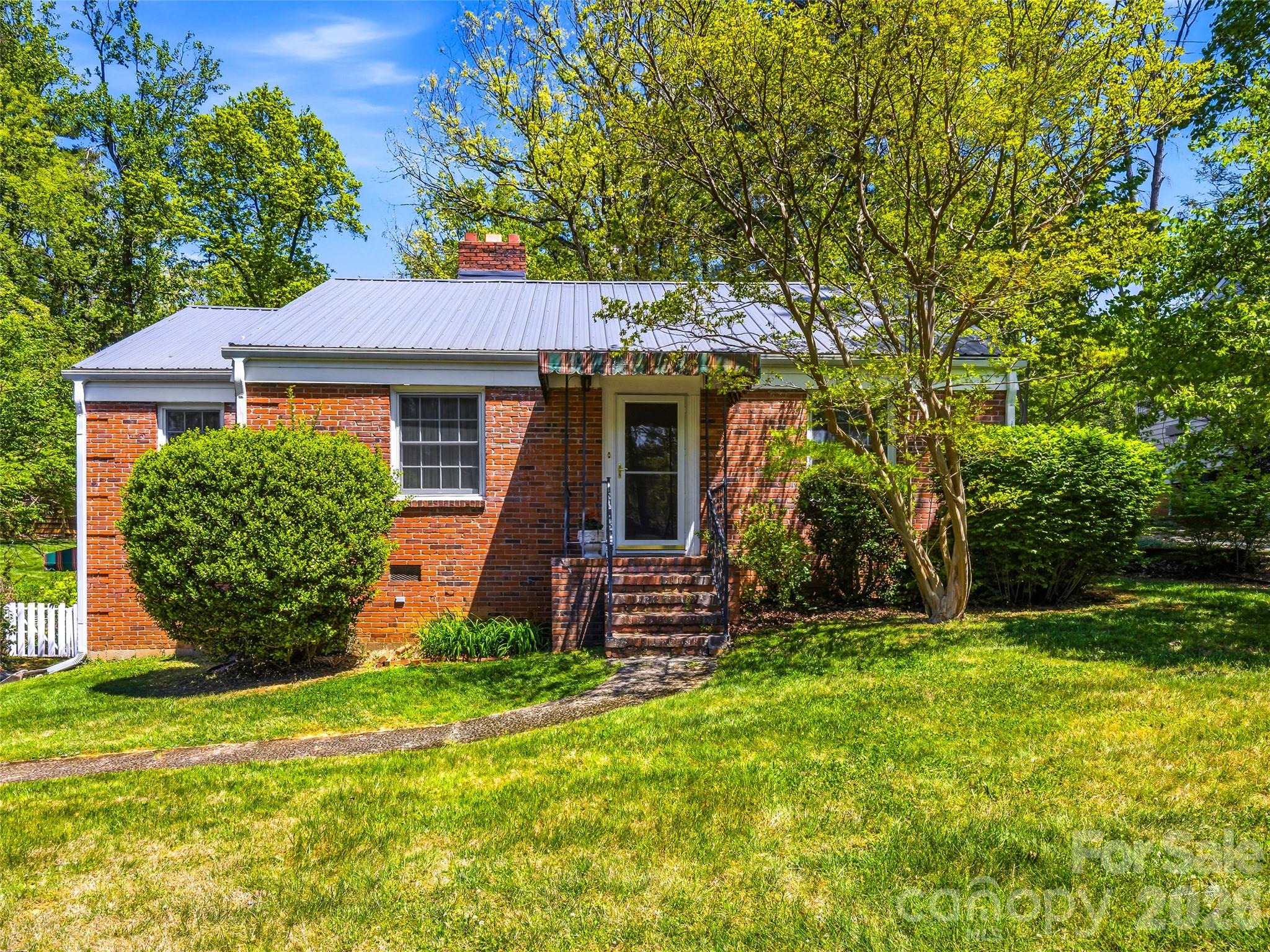28 Canterbury Road