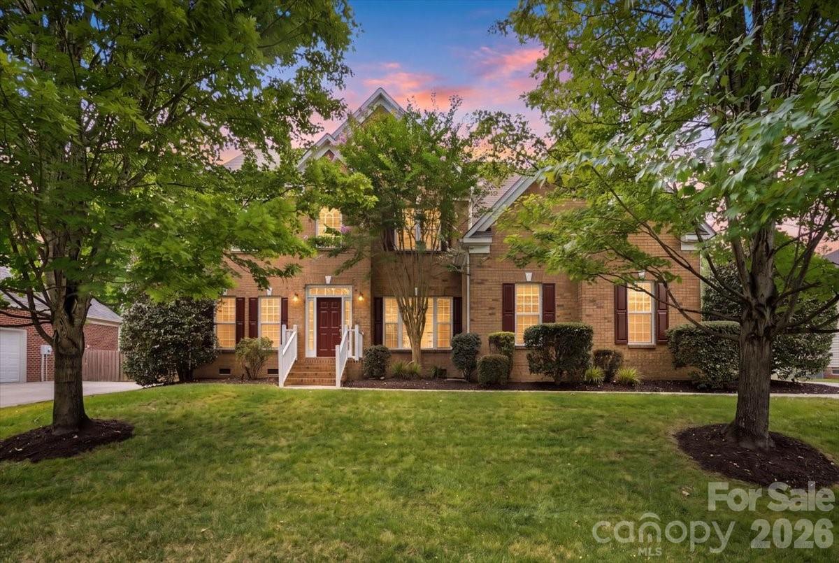 6055 Latta Springs Circle, Huntersville