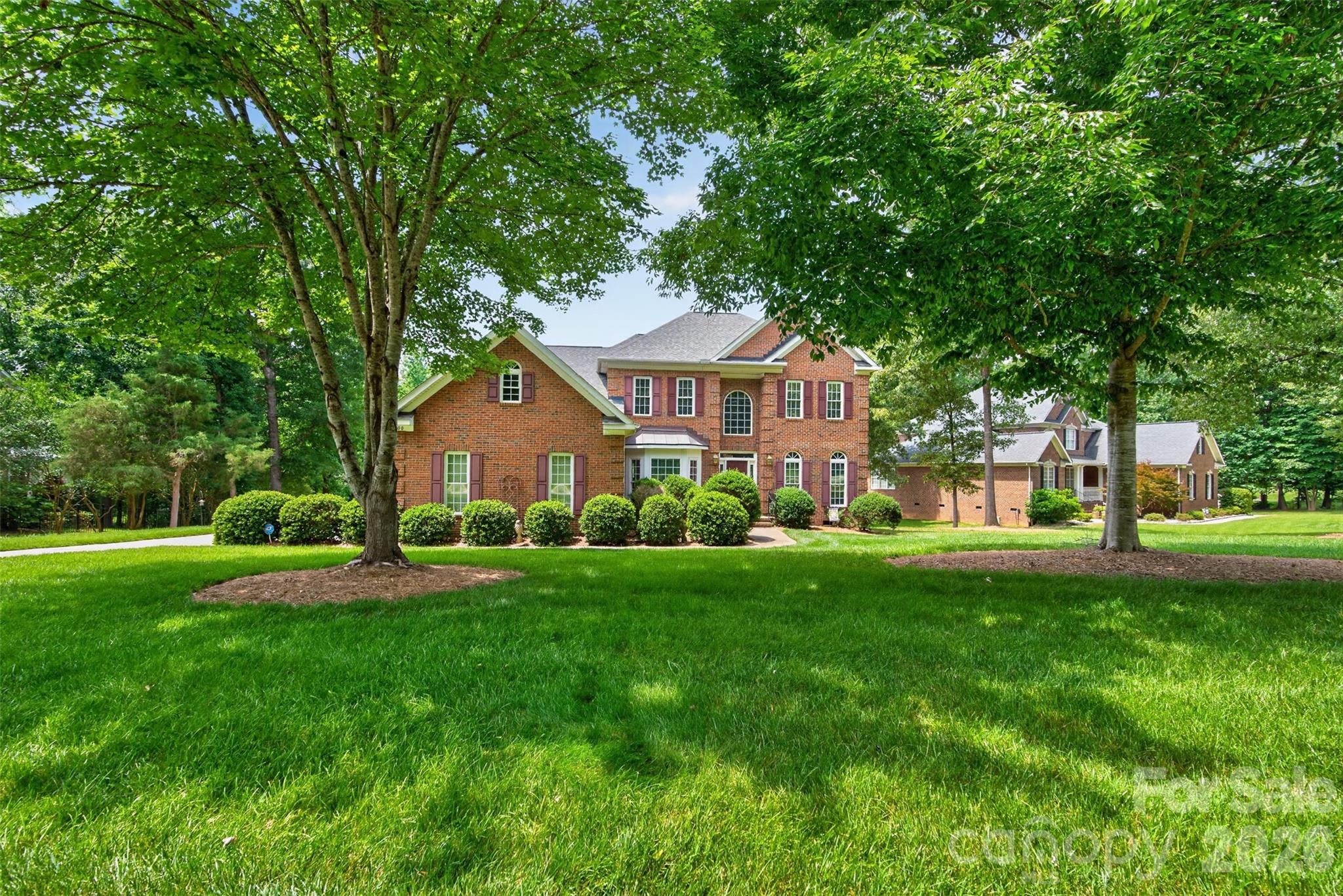 1900 Crestgate Drive
