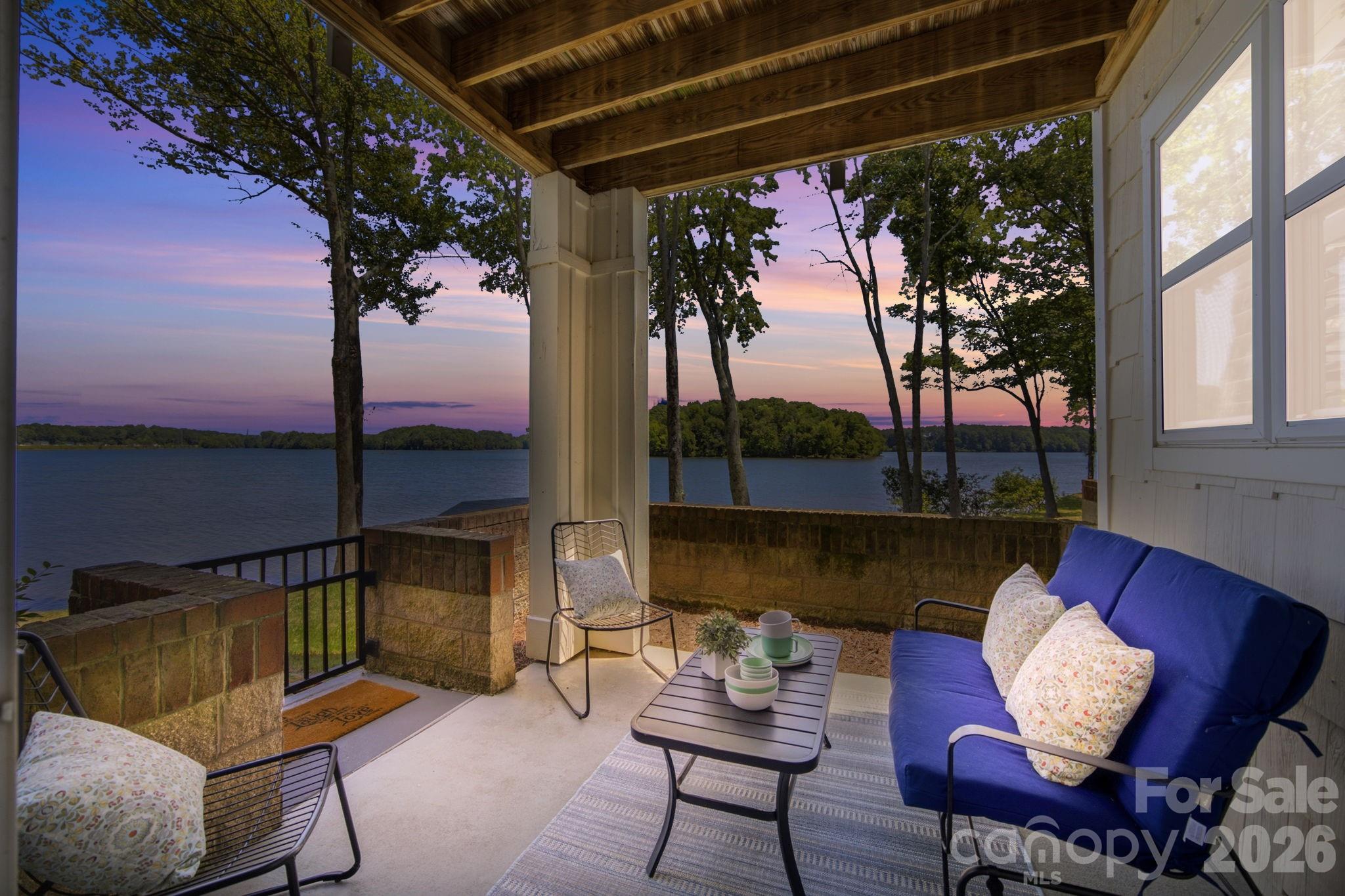 915 Northeast Drive, Davidson