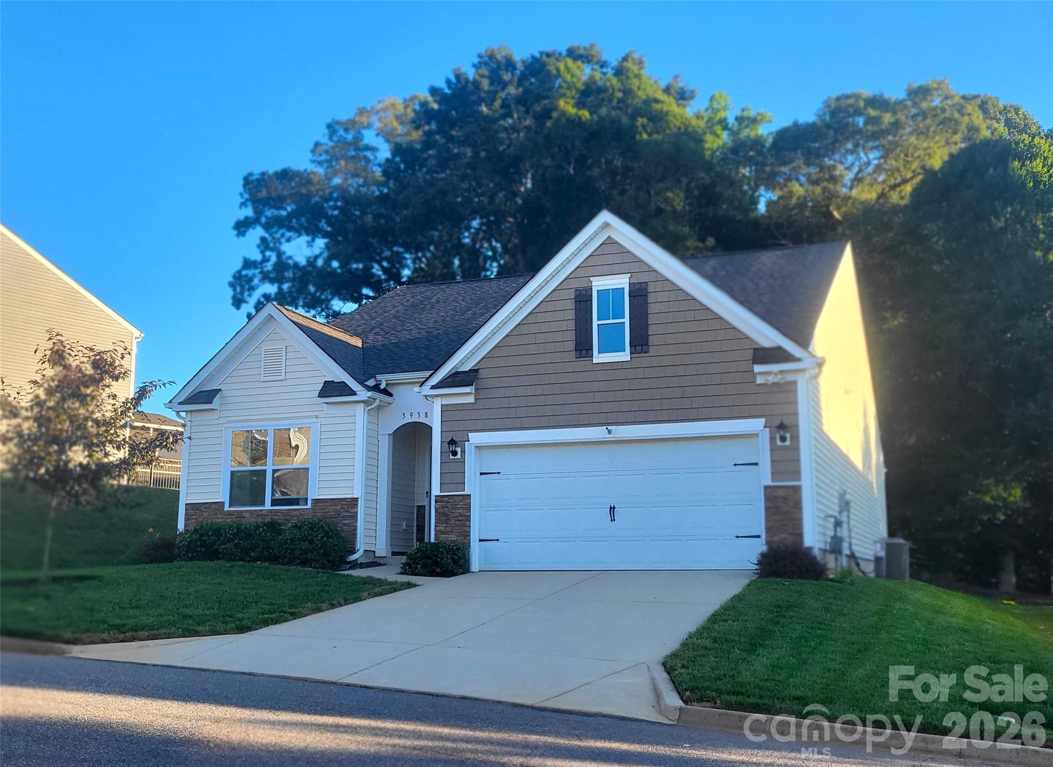 3938 Village Boulevard, Conover