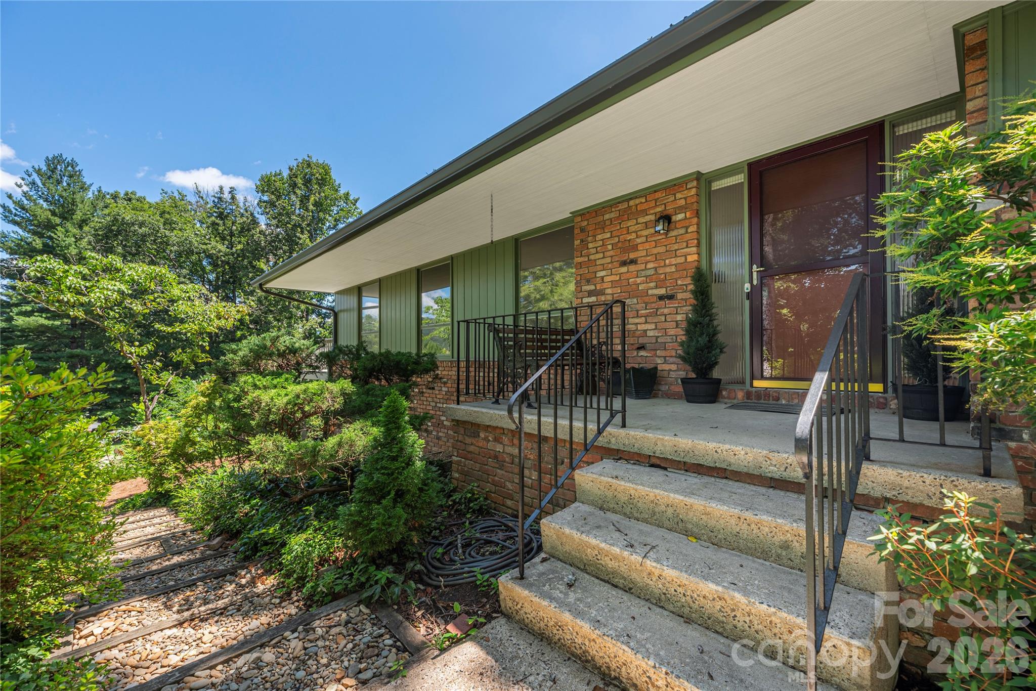 38 Forest View Drive, Asheville