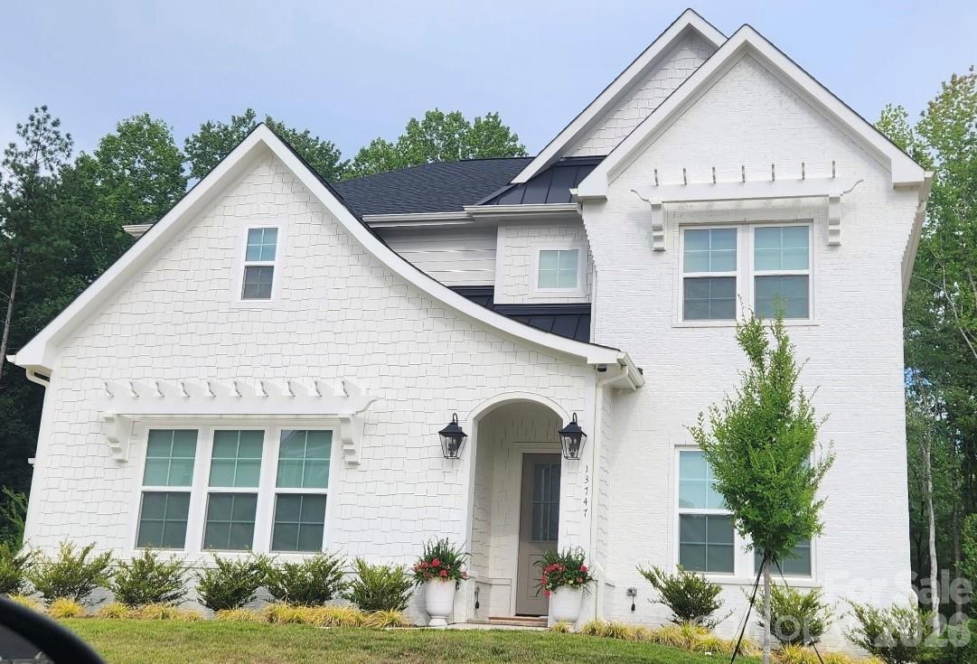 15737 Sweet Virginia Lane