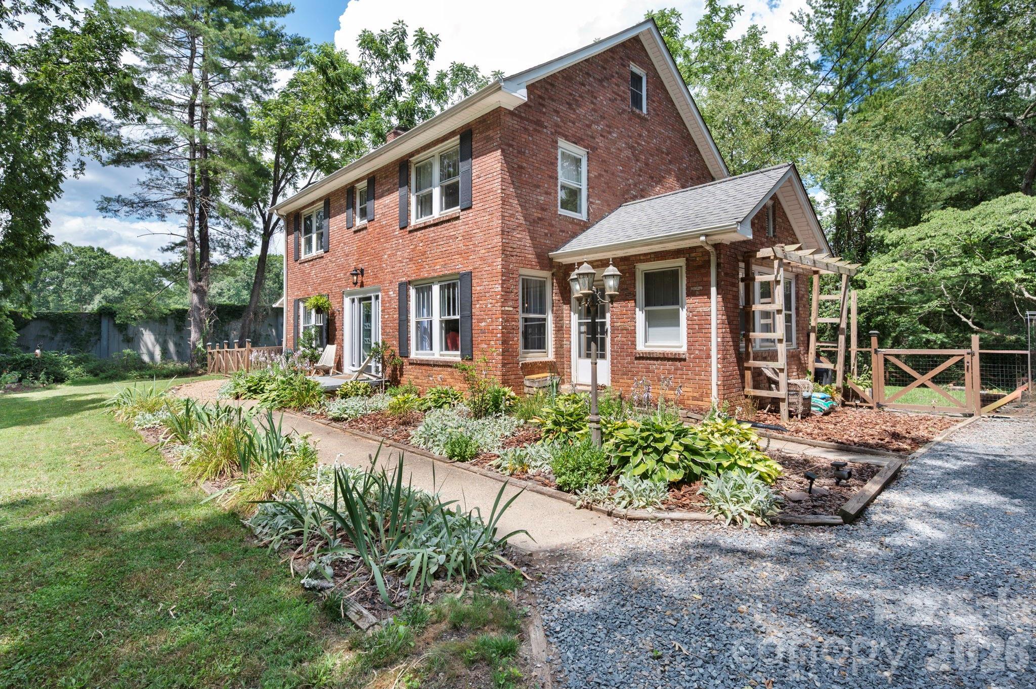 29 Chance Cove Lane