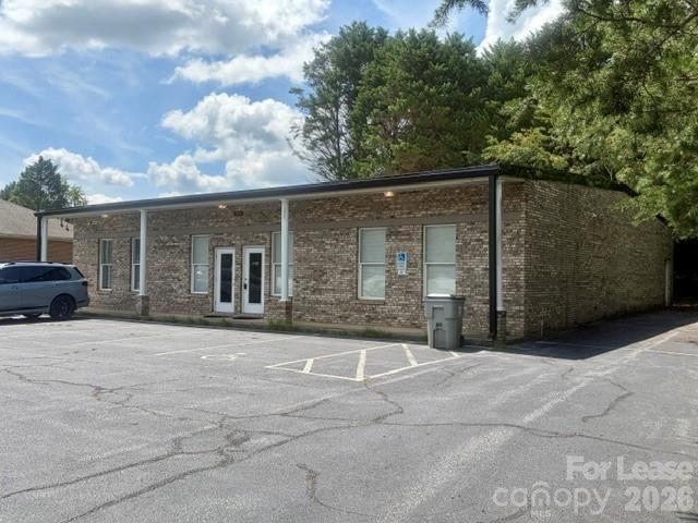 1285 Wilkesboro Boulevard, Lenoir
