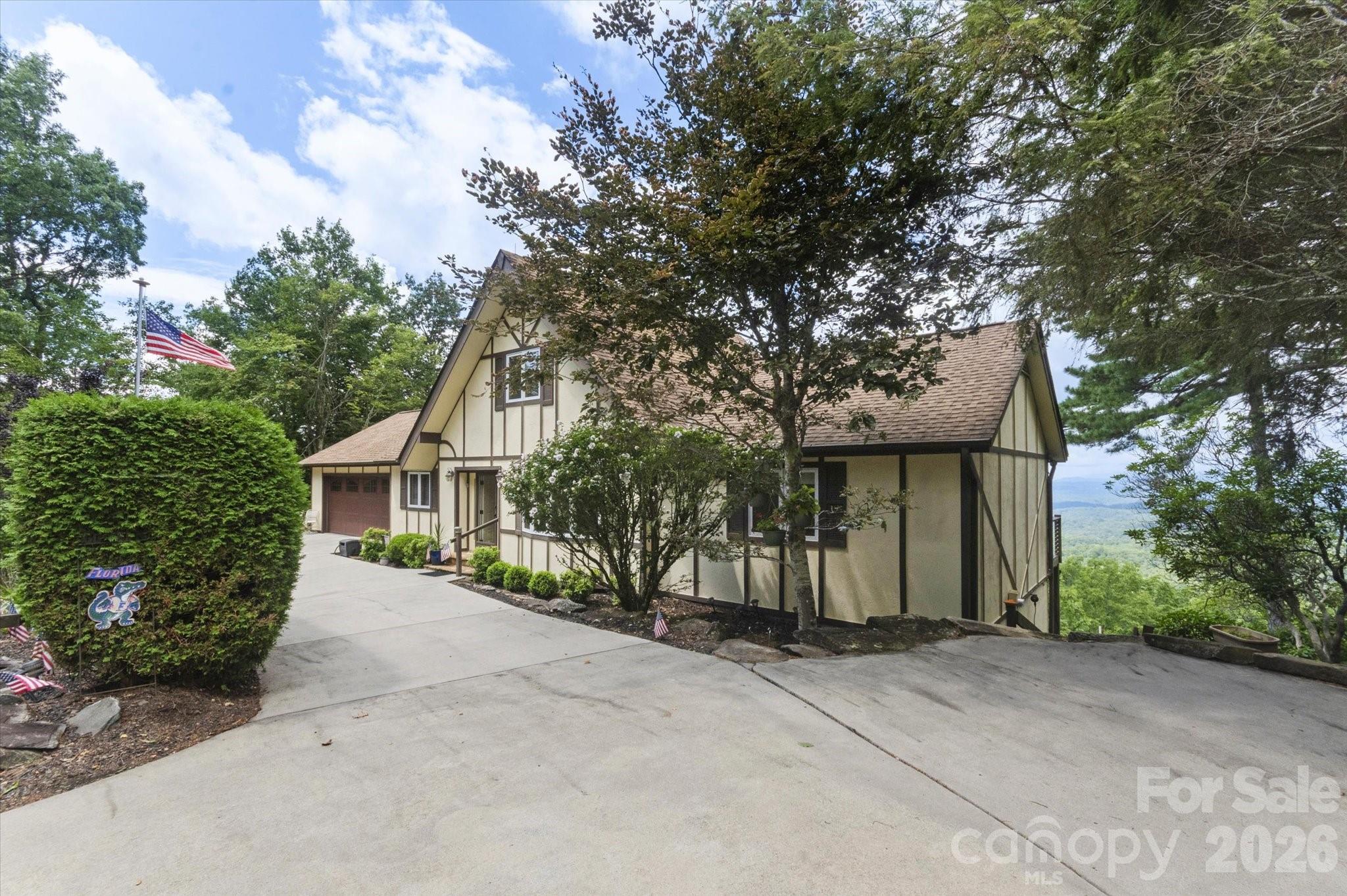 2484 Connestee Trail, Brevard
