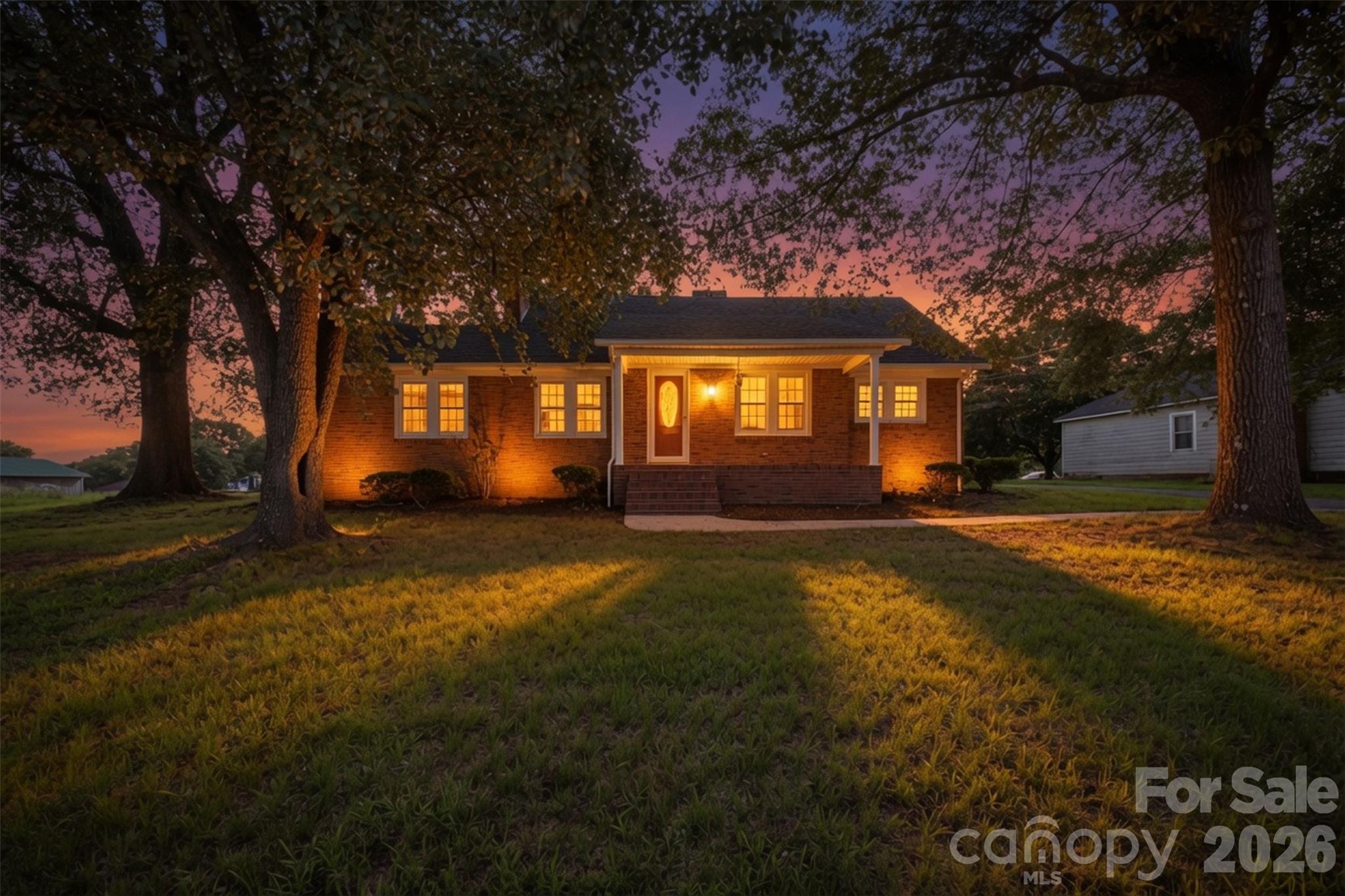 636 NC 16 Highway, Taylorsville