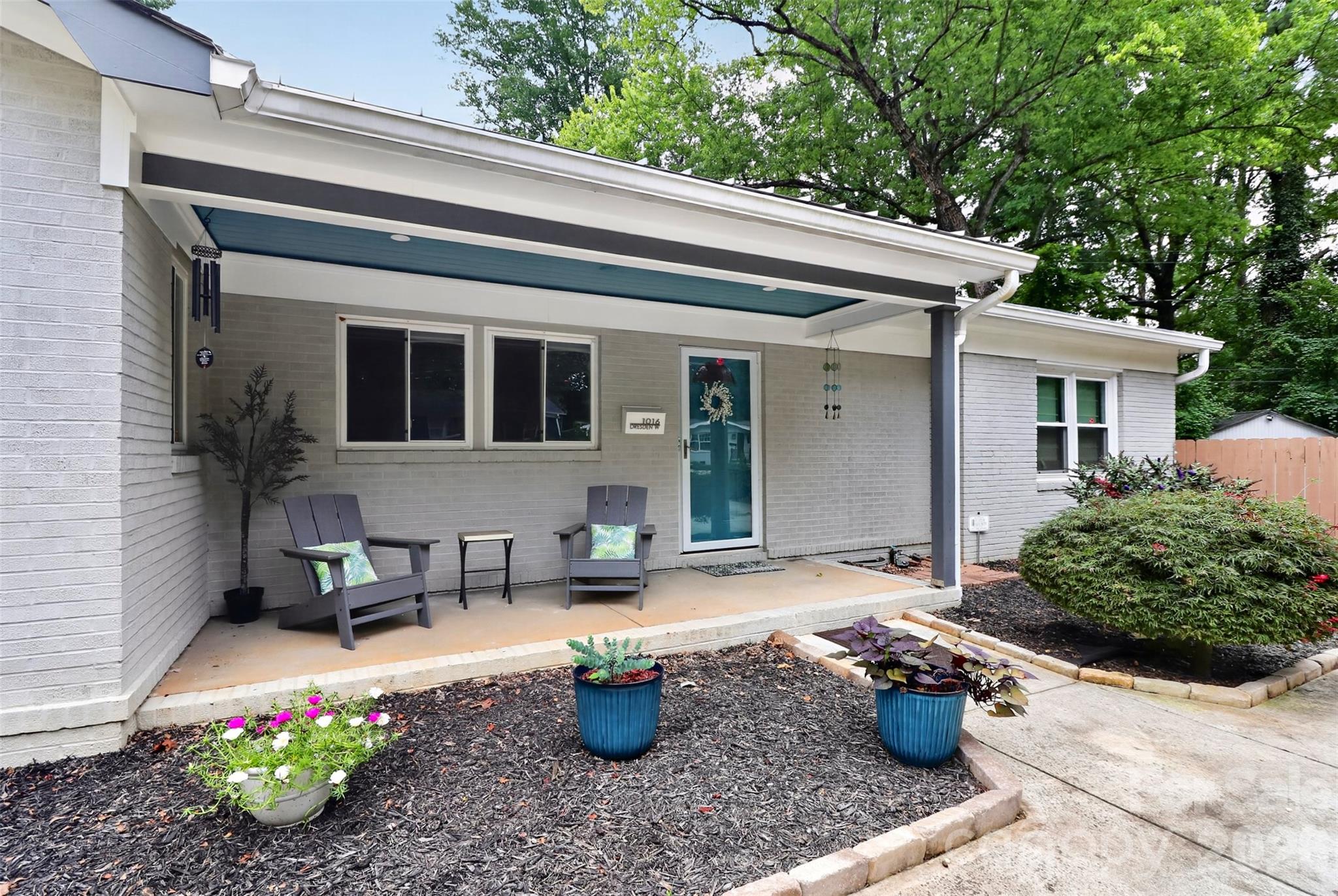 1016 Dresden Drive
