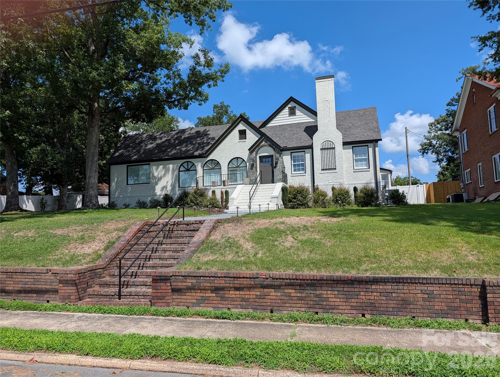 276 4th Street, Albemarle