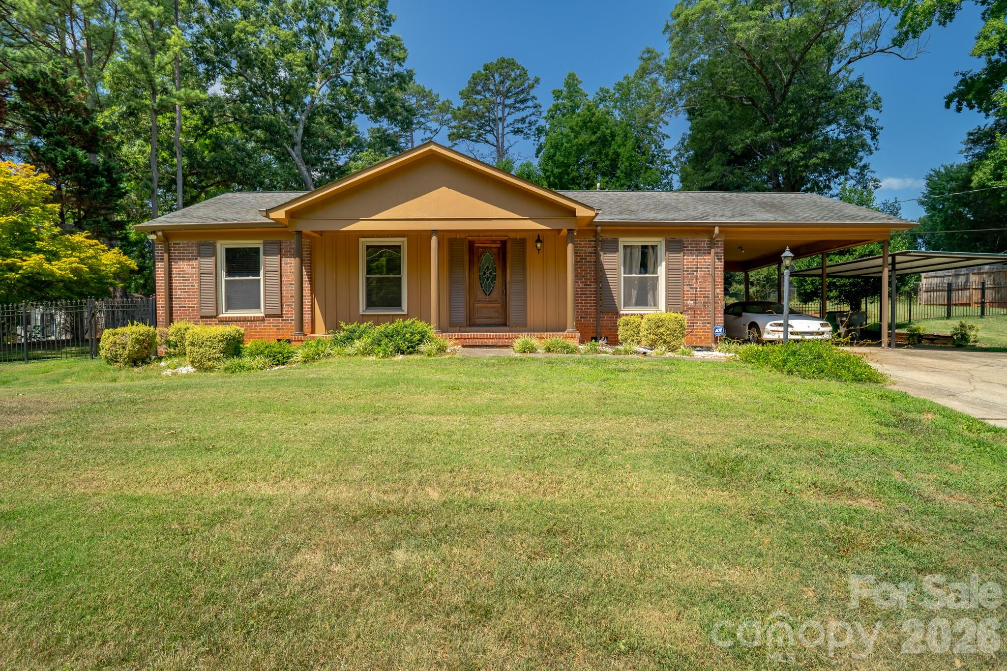1433 Niagara Circle
