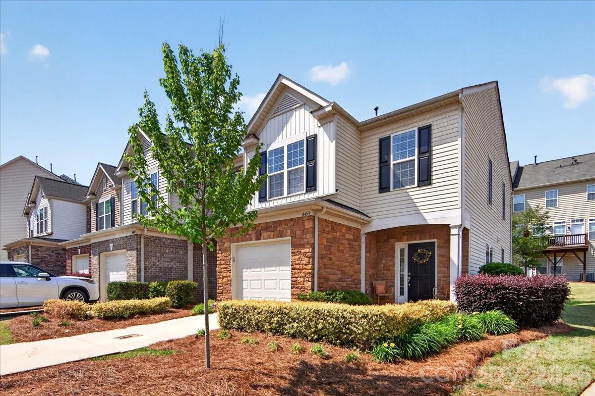 6453 Silver Star Lane