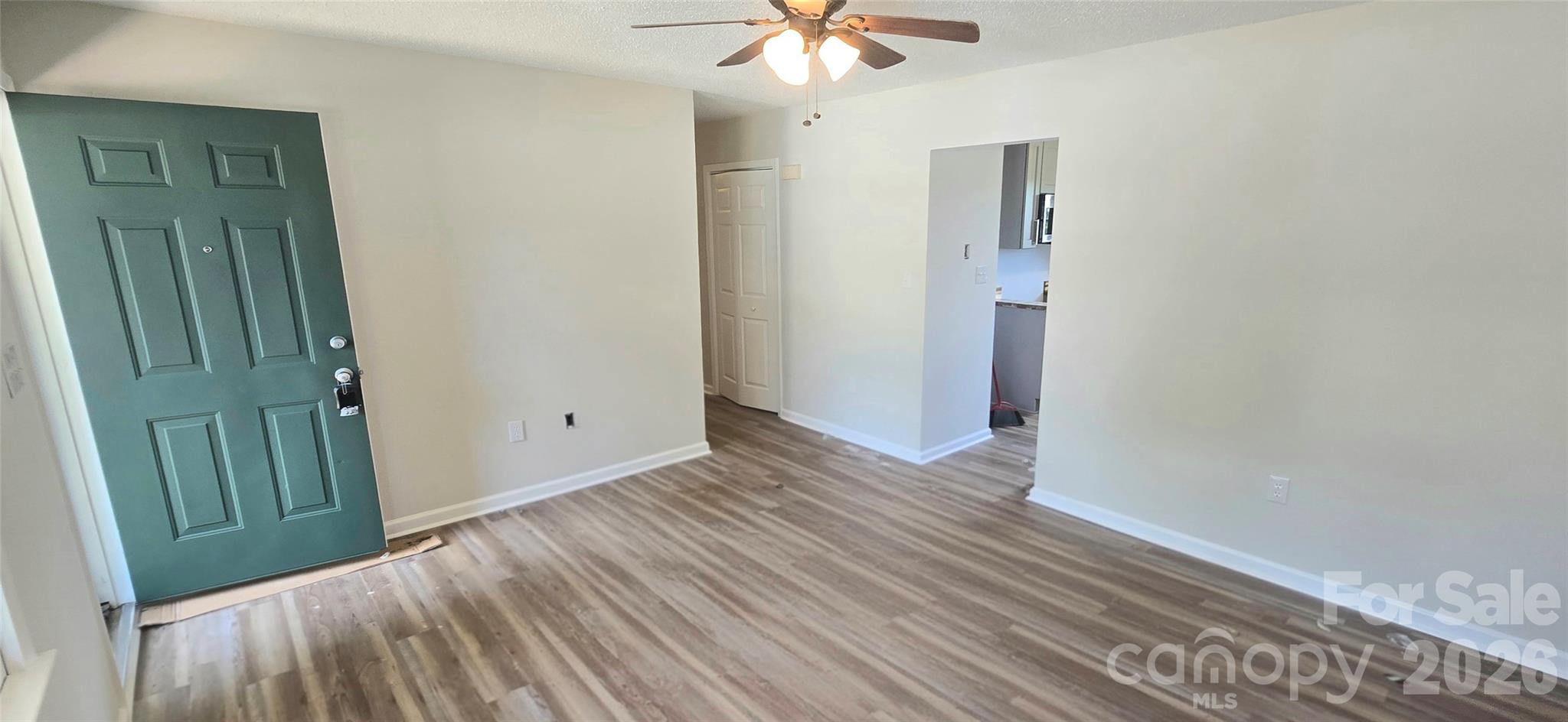 910 Lyndsey Brooke Court