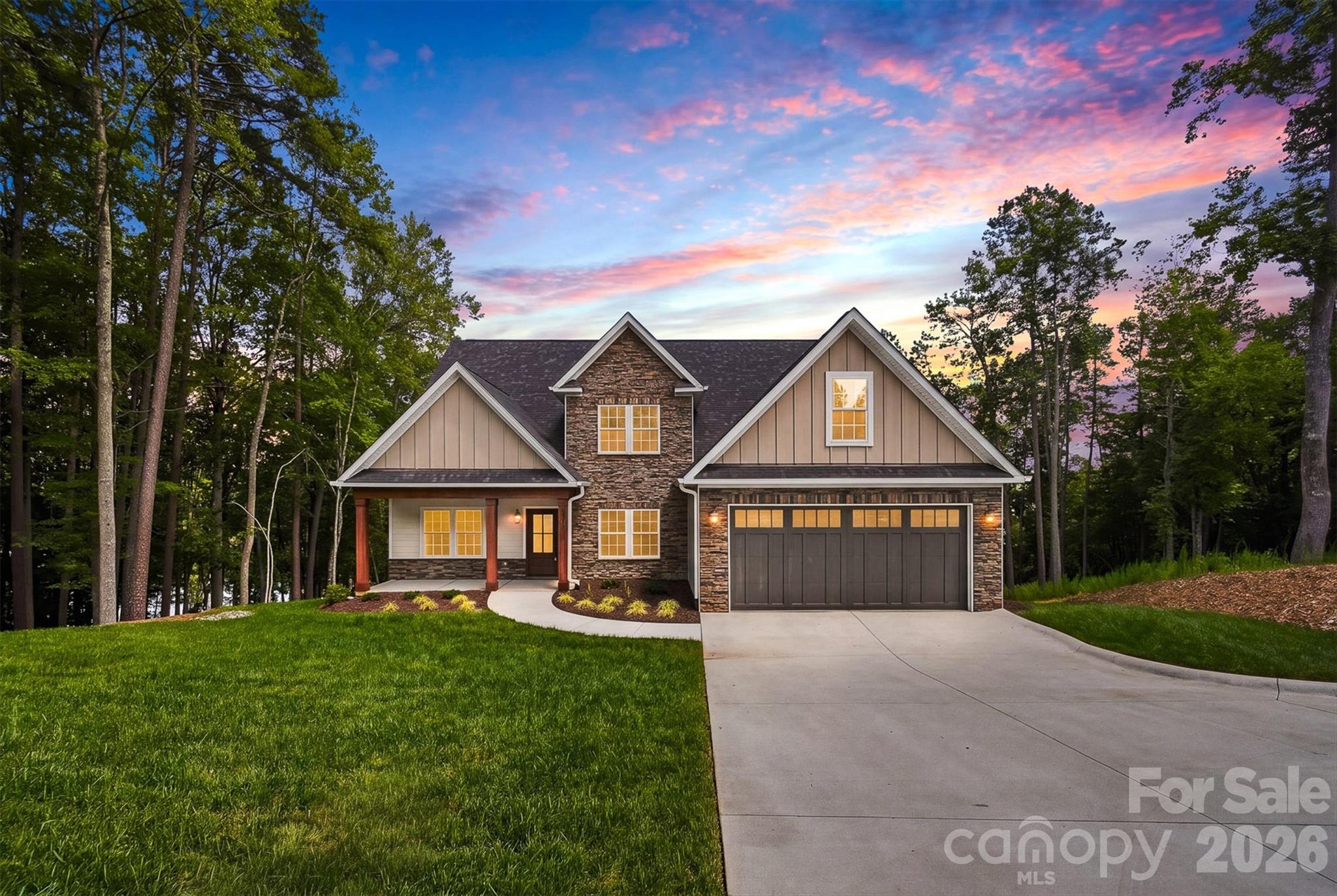 5317 Shoreline Way, Granite Falls