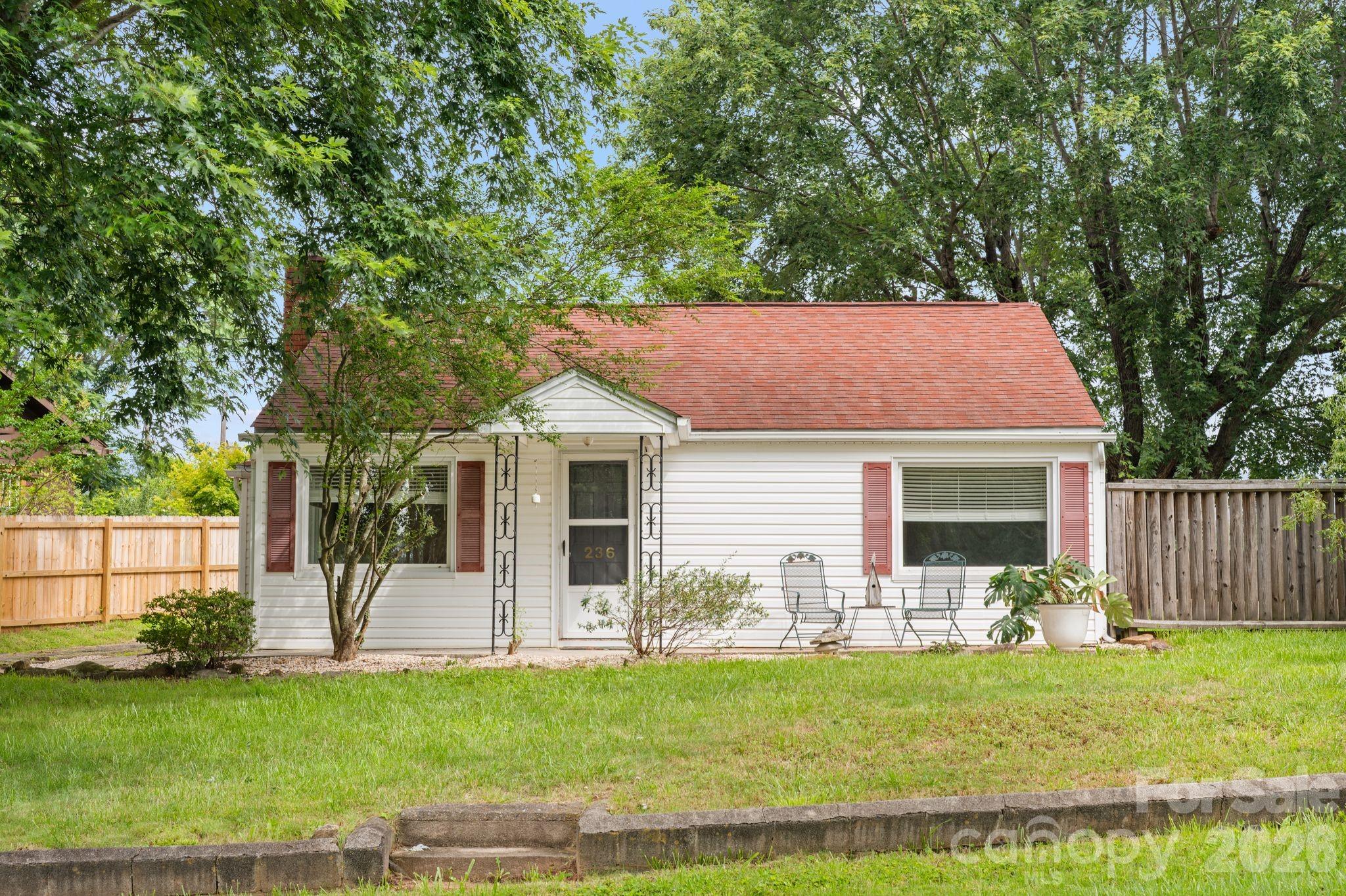 236 Governors View Road