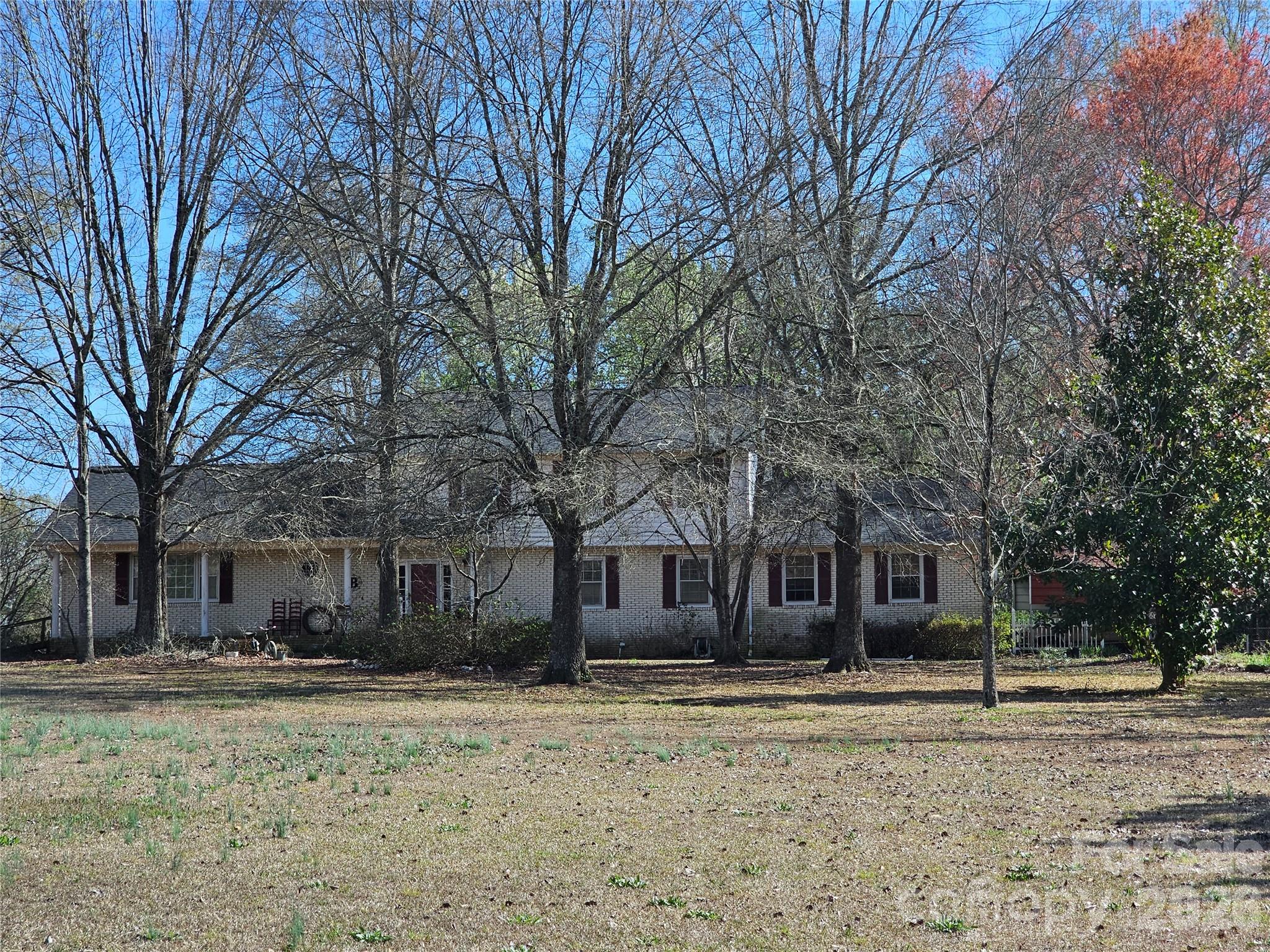 979 Suttle Road