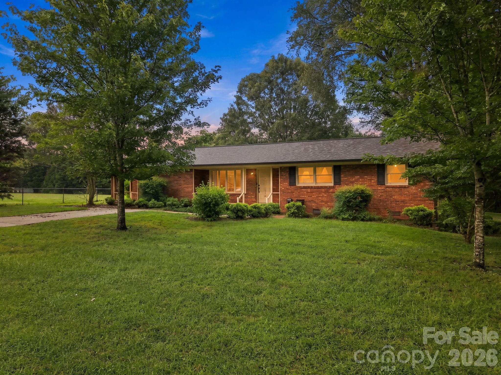 1536 Nottingham Drive
