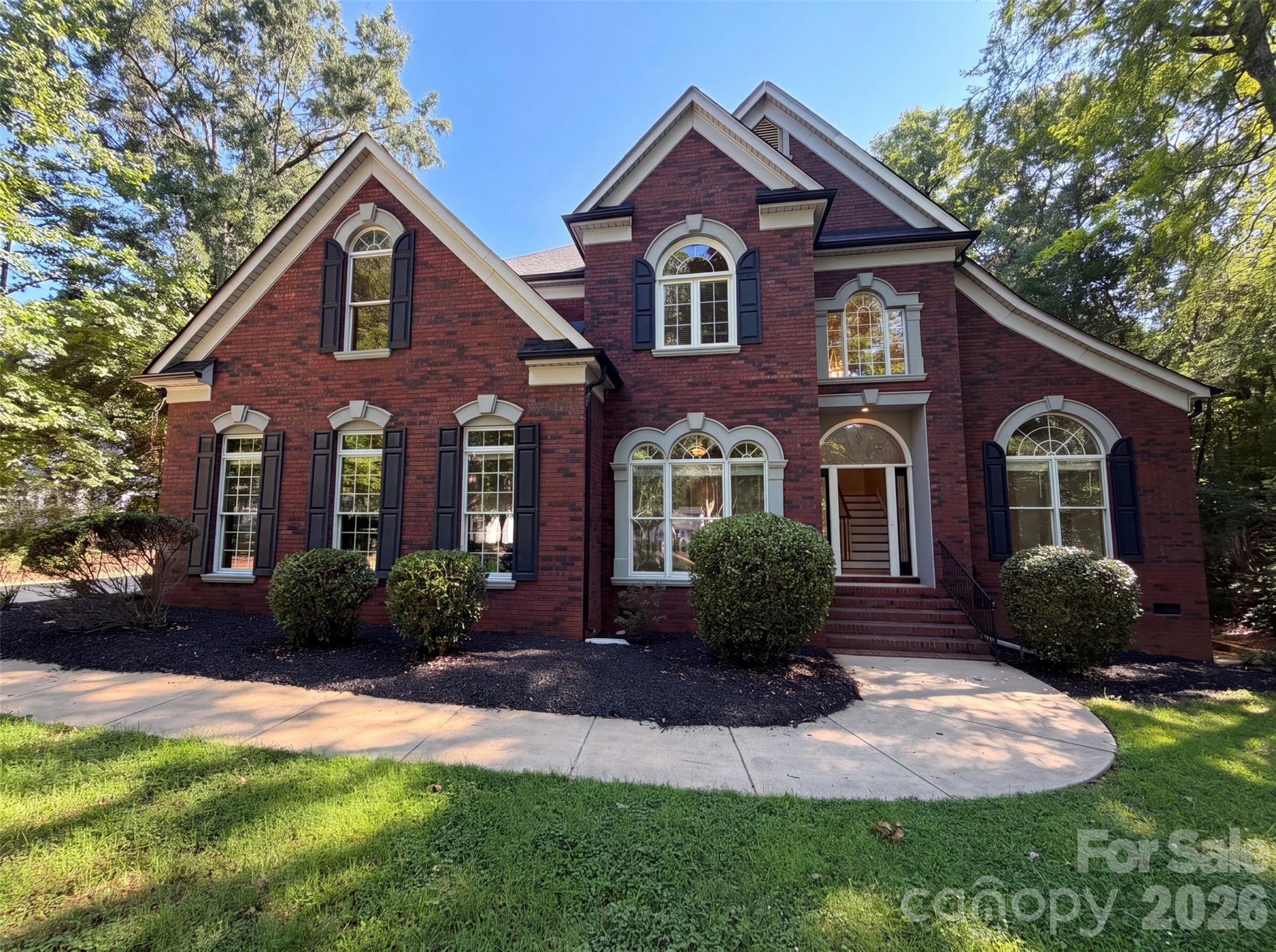 10124 Windtree Lane